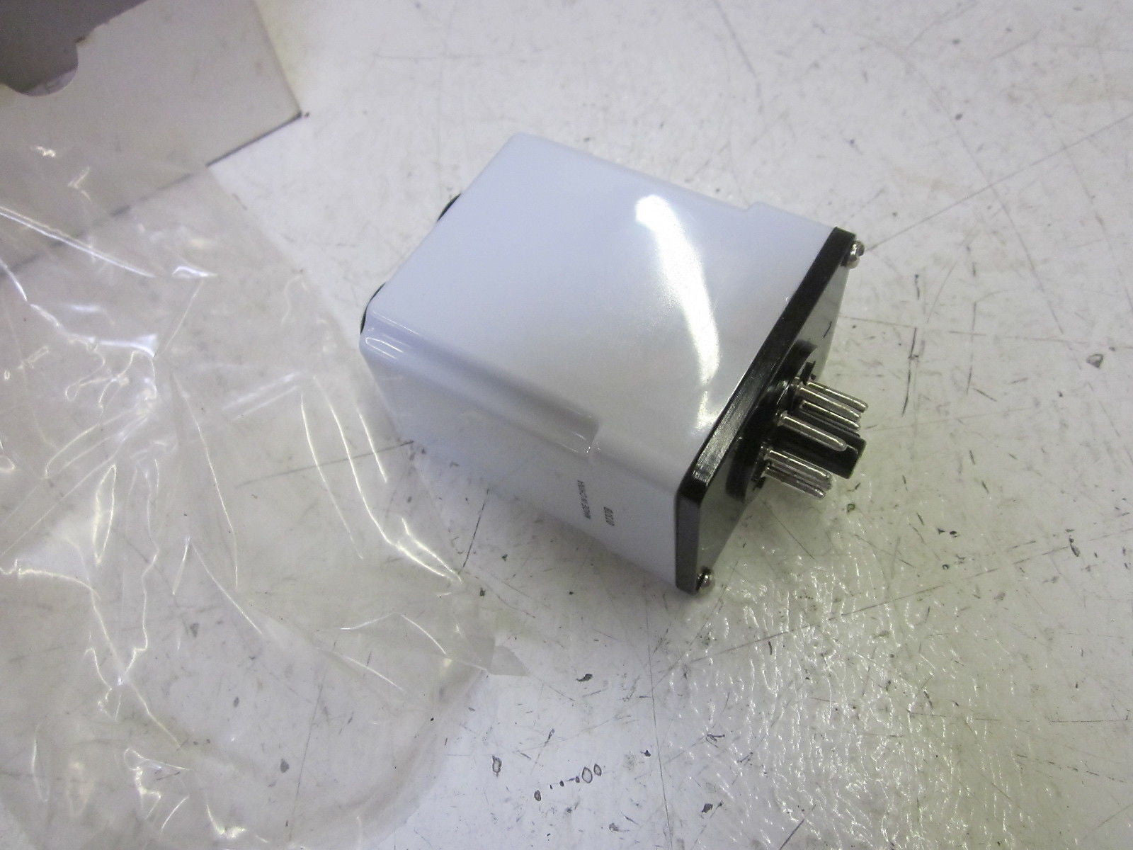 DAYTON IA368N TIME DELAY RELAY 1-180 SEC. 120VAC *NEW IN BOX*