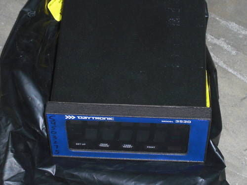 DAYTONIC MODEL 3530 *USED*