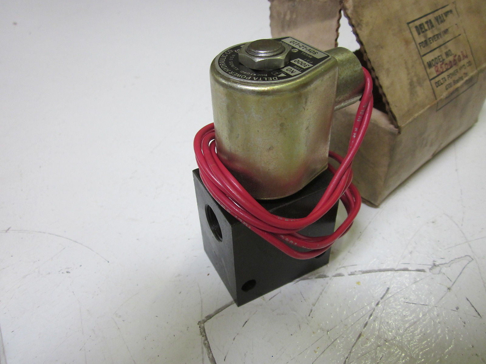 DELTA S0V-12-110 VALVE 3000PSI *USED*