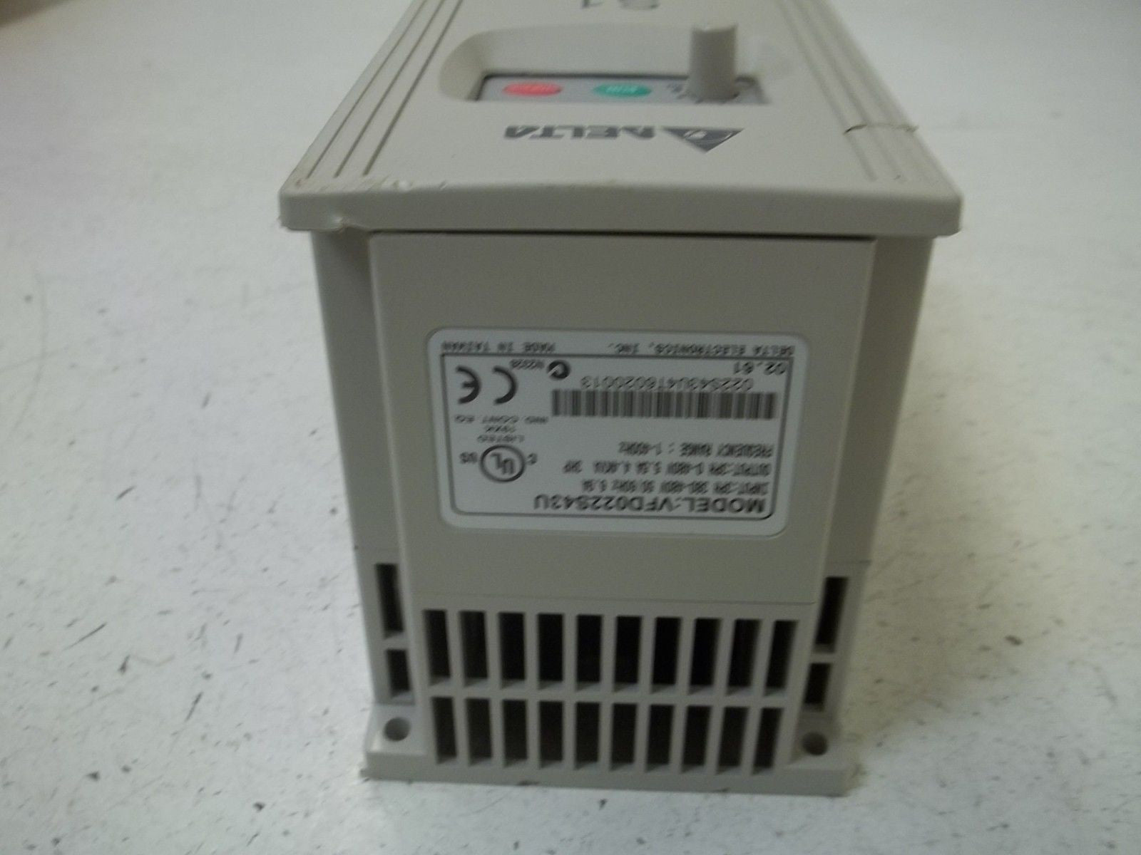 DELTA VFD022S43U FREQUENCY CONVERTER *NEW NO BOX*