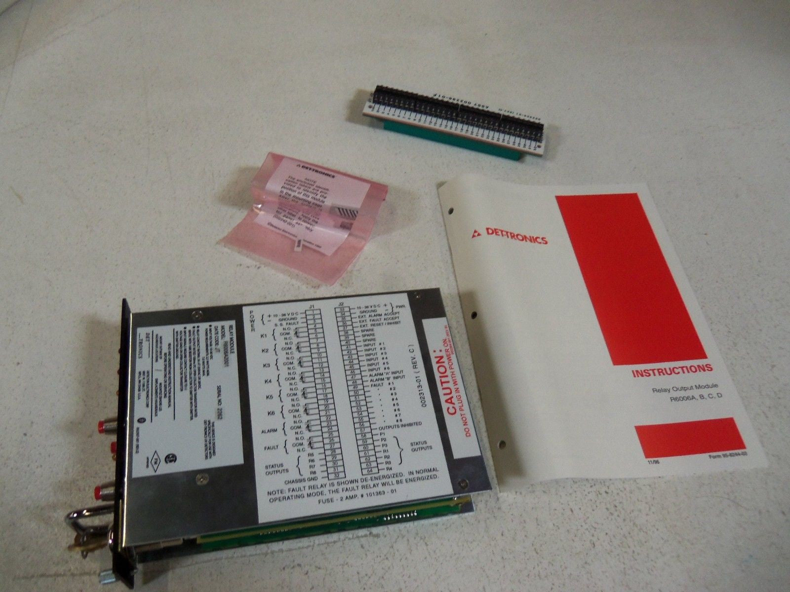 DET-TRONICS RELAY OUTPUT MODULE R6006A2001 *NEW IN BOX*