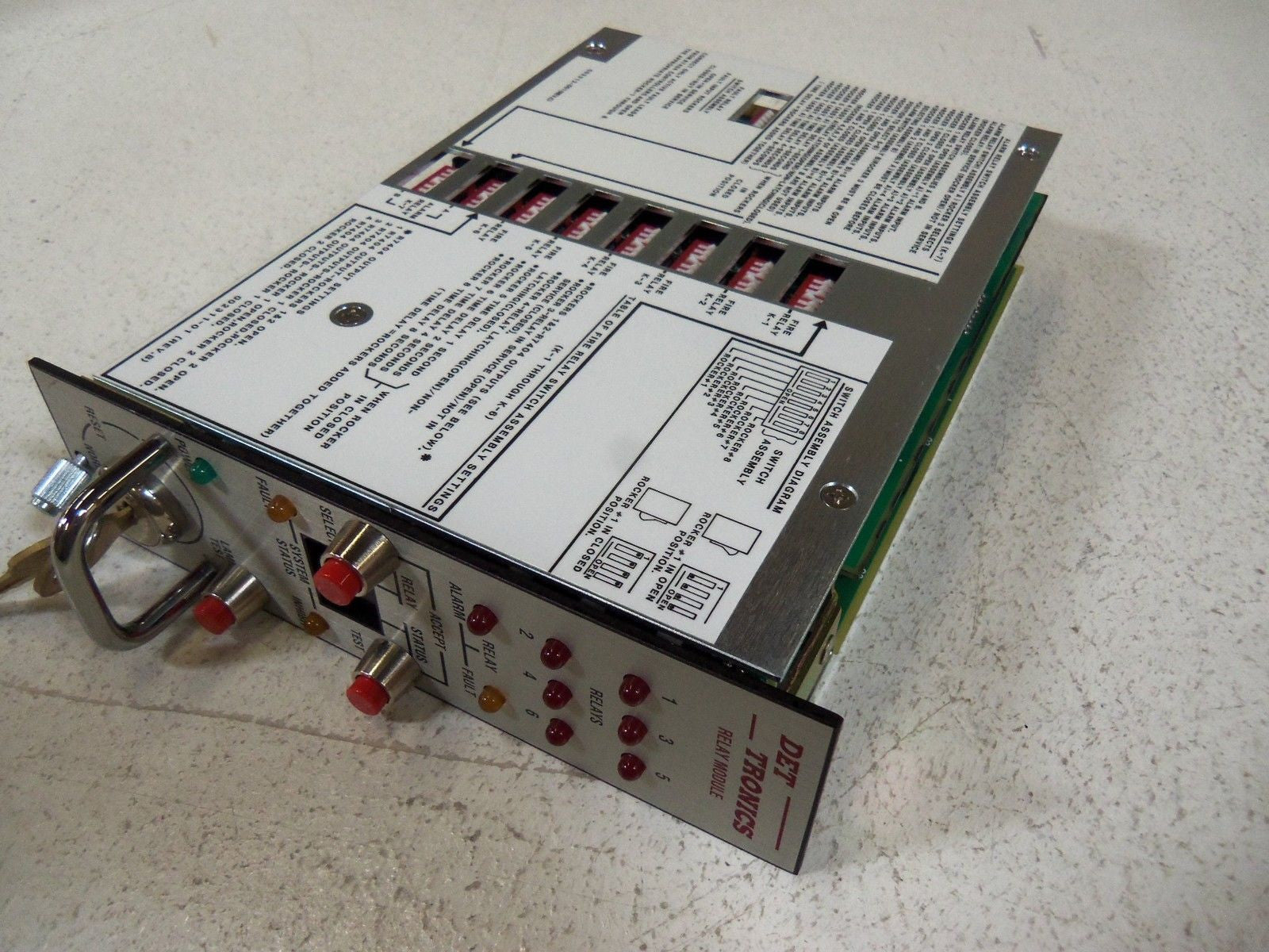 DET-TRONICS RELAY OUTPUT MODULE R6006A2001 *NEW IN BOX*