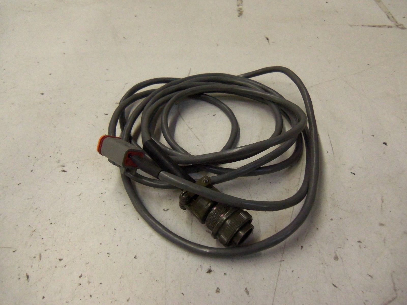 DEUTSCH DT06-4S *NEW NO BOX*