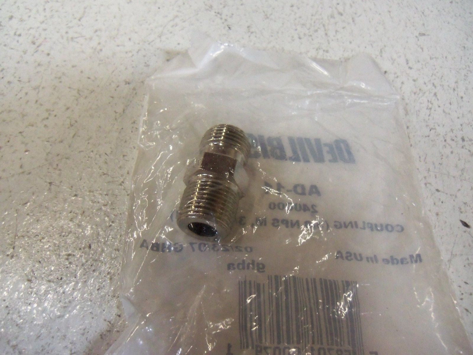 DEVILBISS COUPLING AD-11 *NEW IN FACTORY BAG*