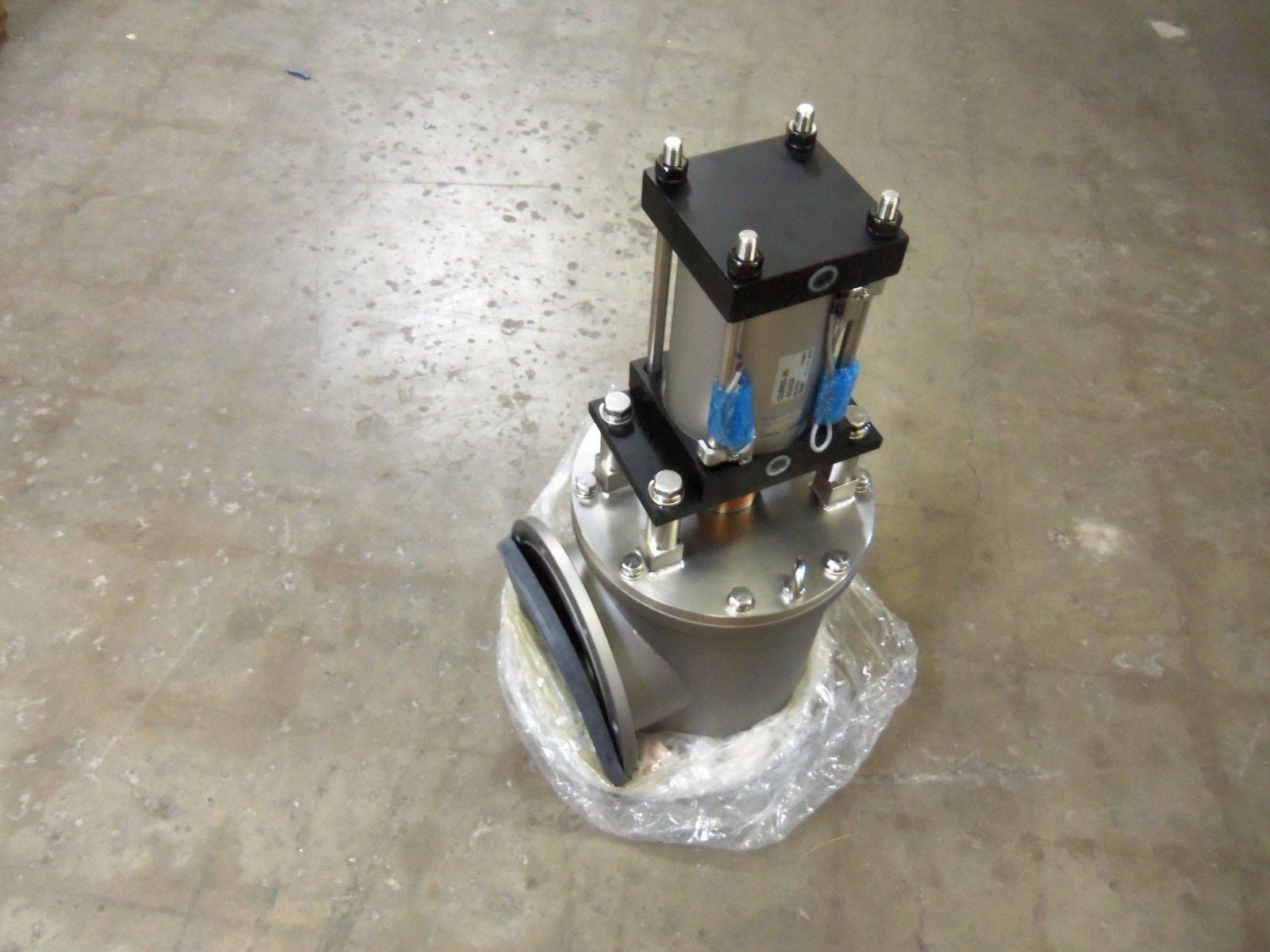 DIAVAC LAV-K8AN *NEW IN BOX*