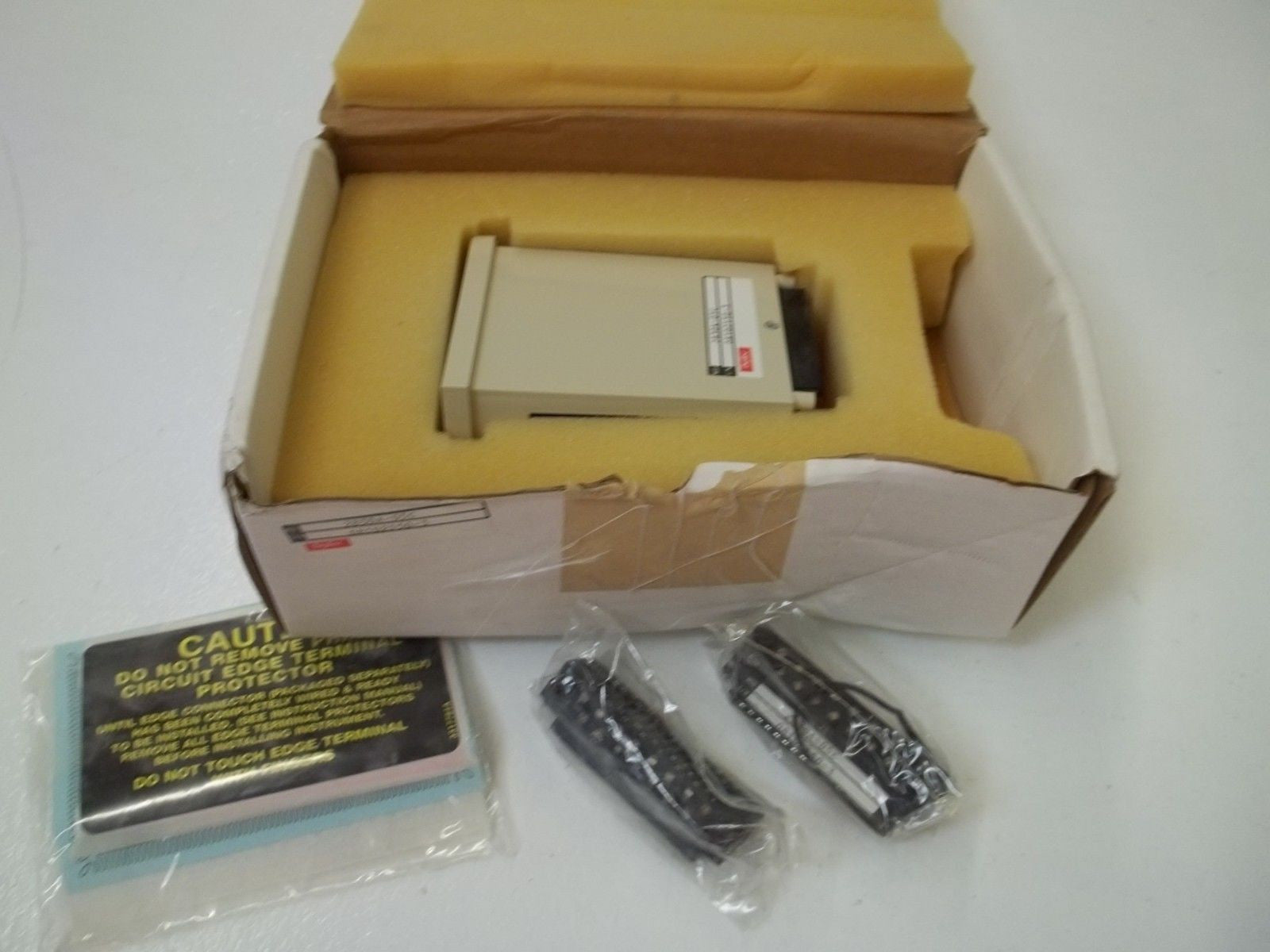 DIGITEC 2830A-05C PANEL METER *USED*