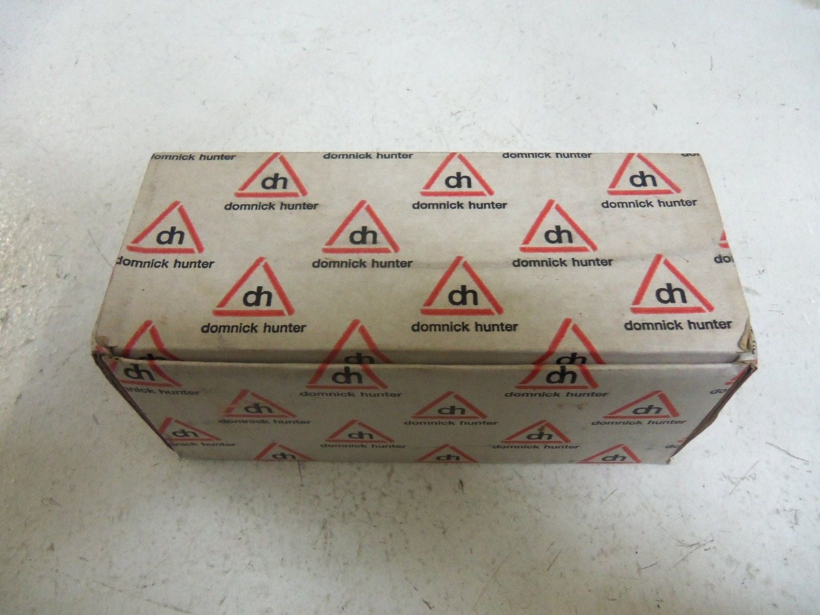 DOMNICK HUNTER 50-402-5130 *NEW IN BOX*