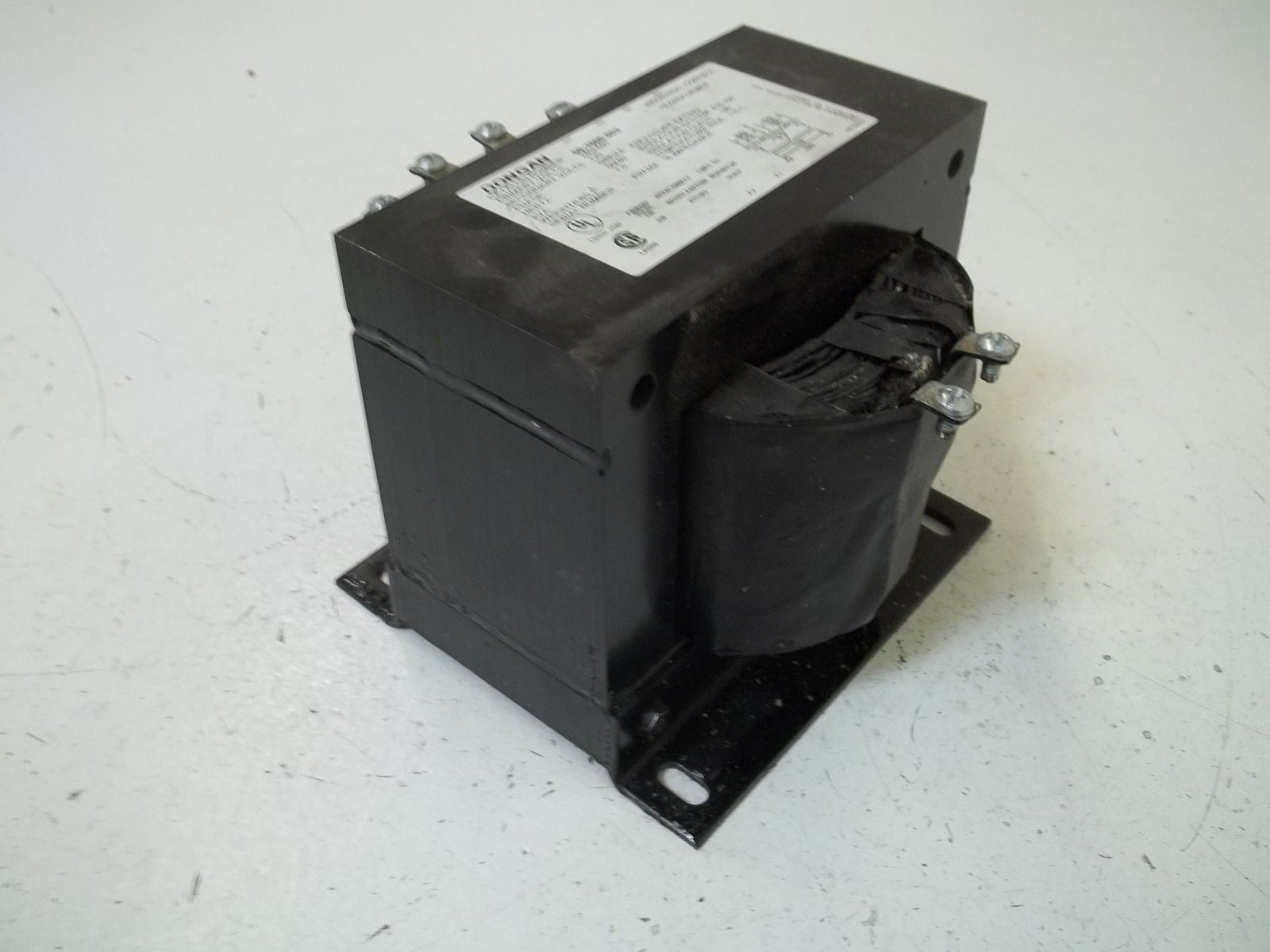 DONGAN 50-1500-053 TRANSFORMER 120V *USED*