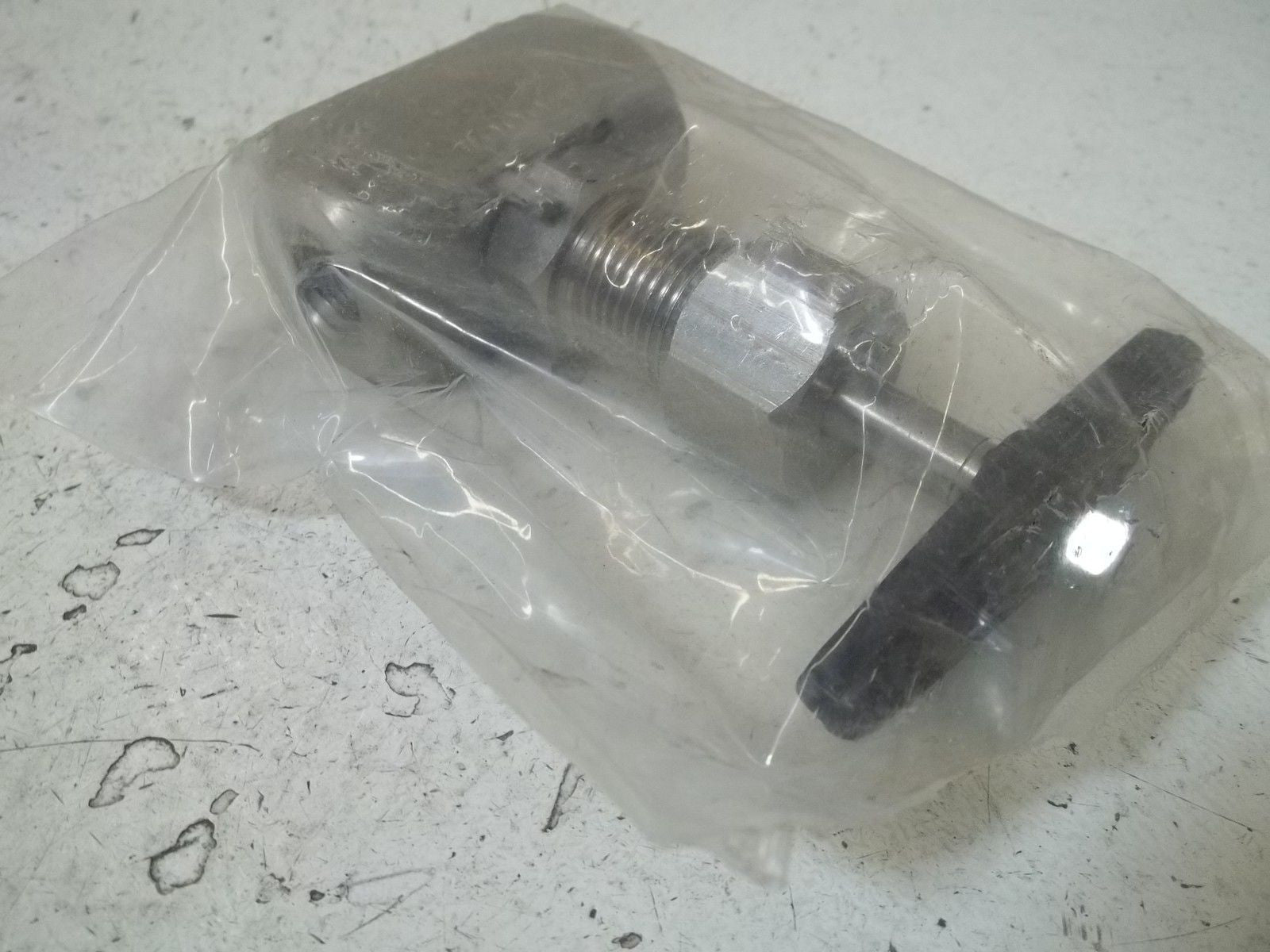 DRAGON 10M053T VALVE *NEW NO BOX*