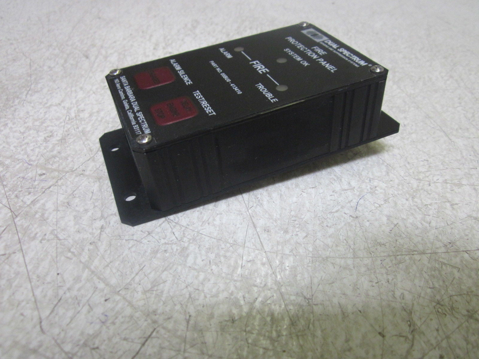 DUAL SPECTRUM 05BU0-413410 FIRE PROTECTION PANEL *USED*