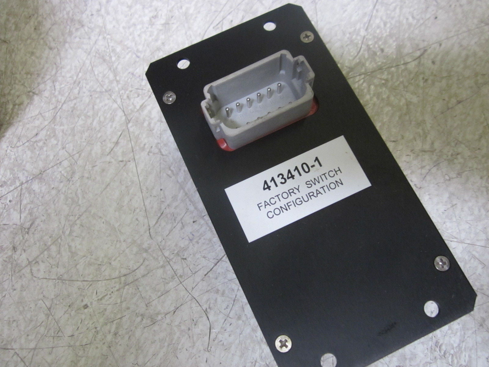 DUAL SPECTRUM 05BU0-413410 FIRE PROTECTION PANEL *USED*