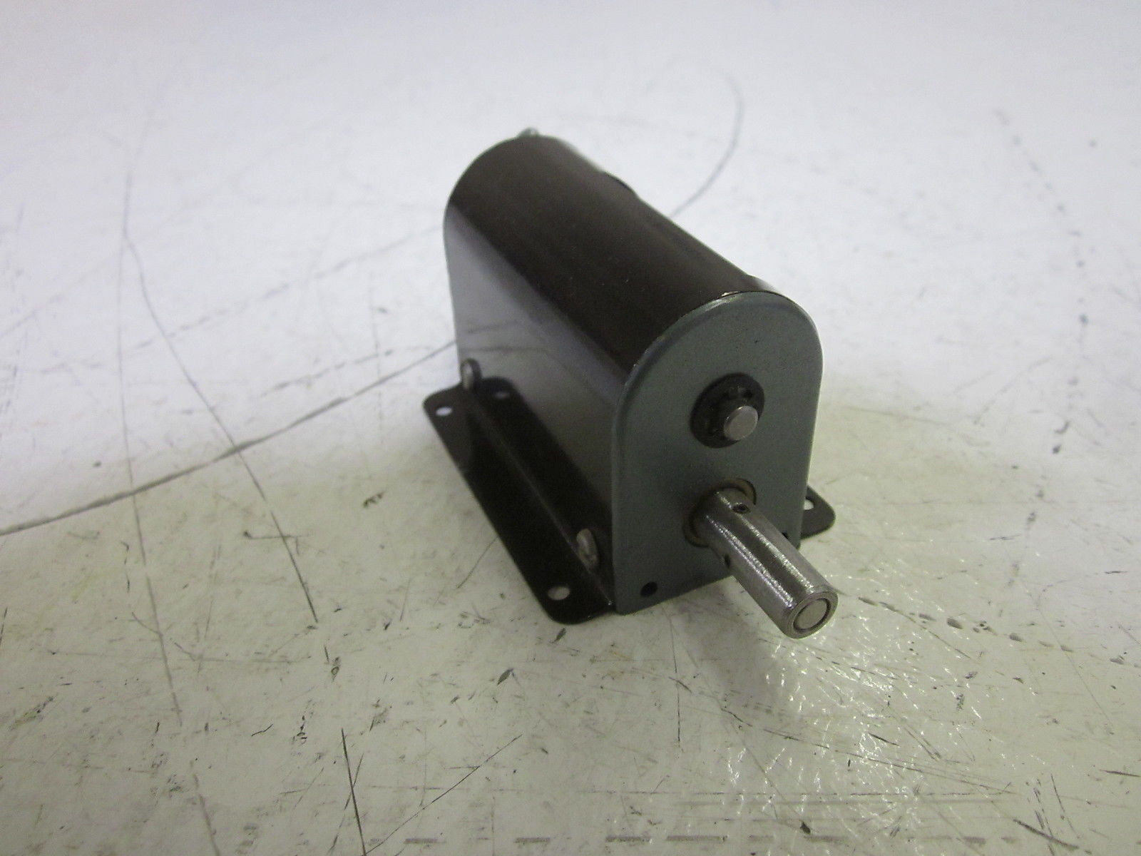 DURANT 5D71L-CL COUNTER 5-DIGIT *USED*