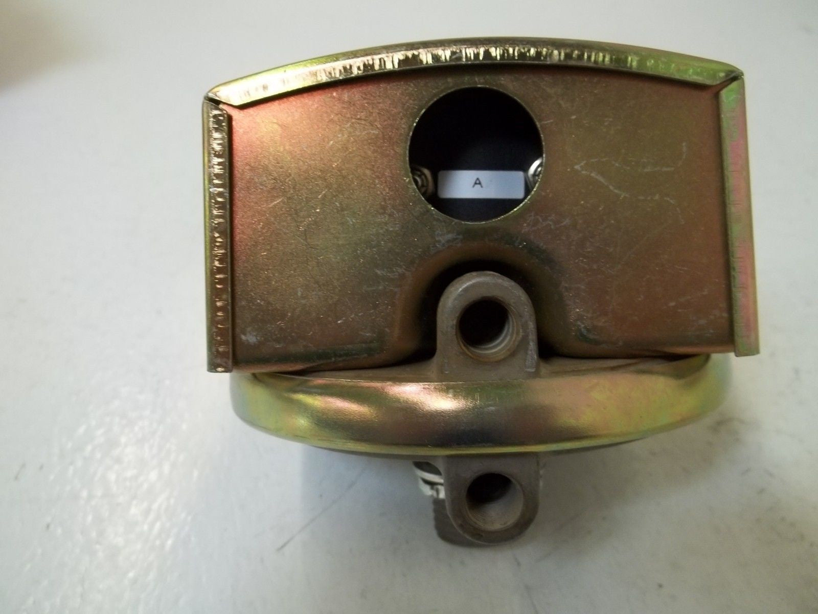 DWYER 1820-2 PRESSURE GAUGE (AS PICTURED) *NEW IN BOX*