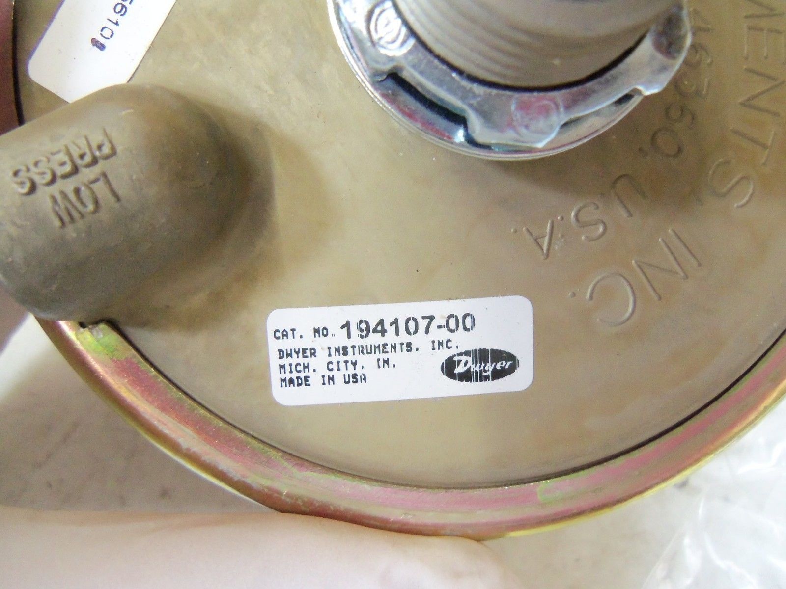 DWYER 194107-00 *NEW IN BOX*
