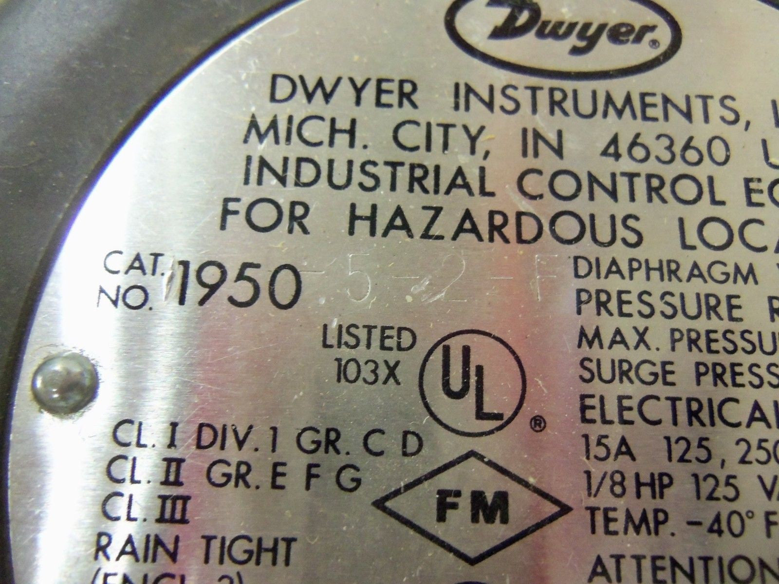 DWYER 1950-5-2F *USED*
