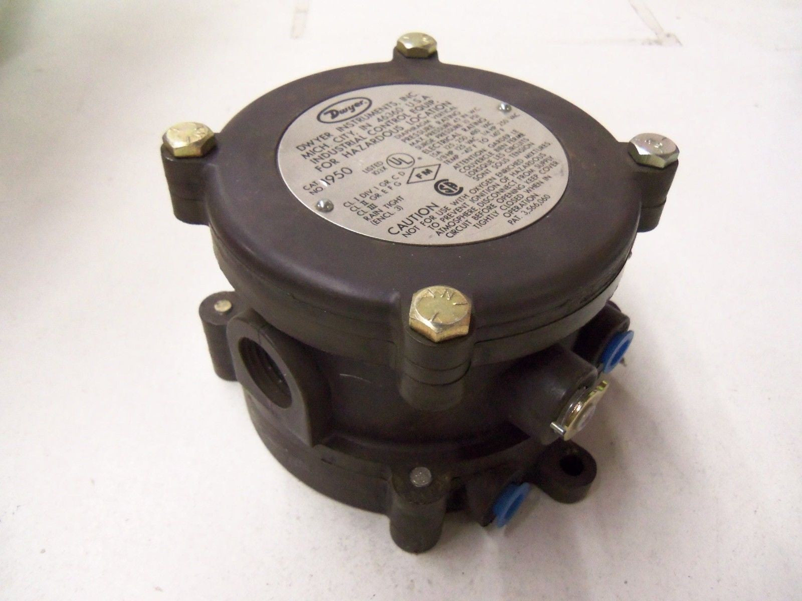DWYER 1950-5-2F *USED*