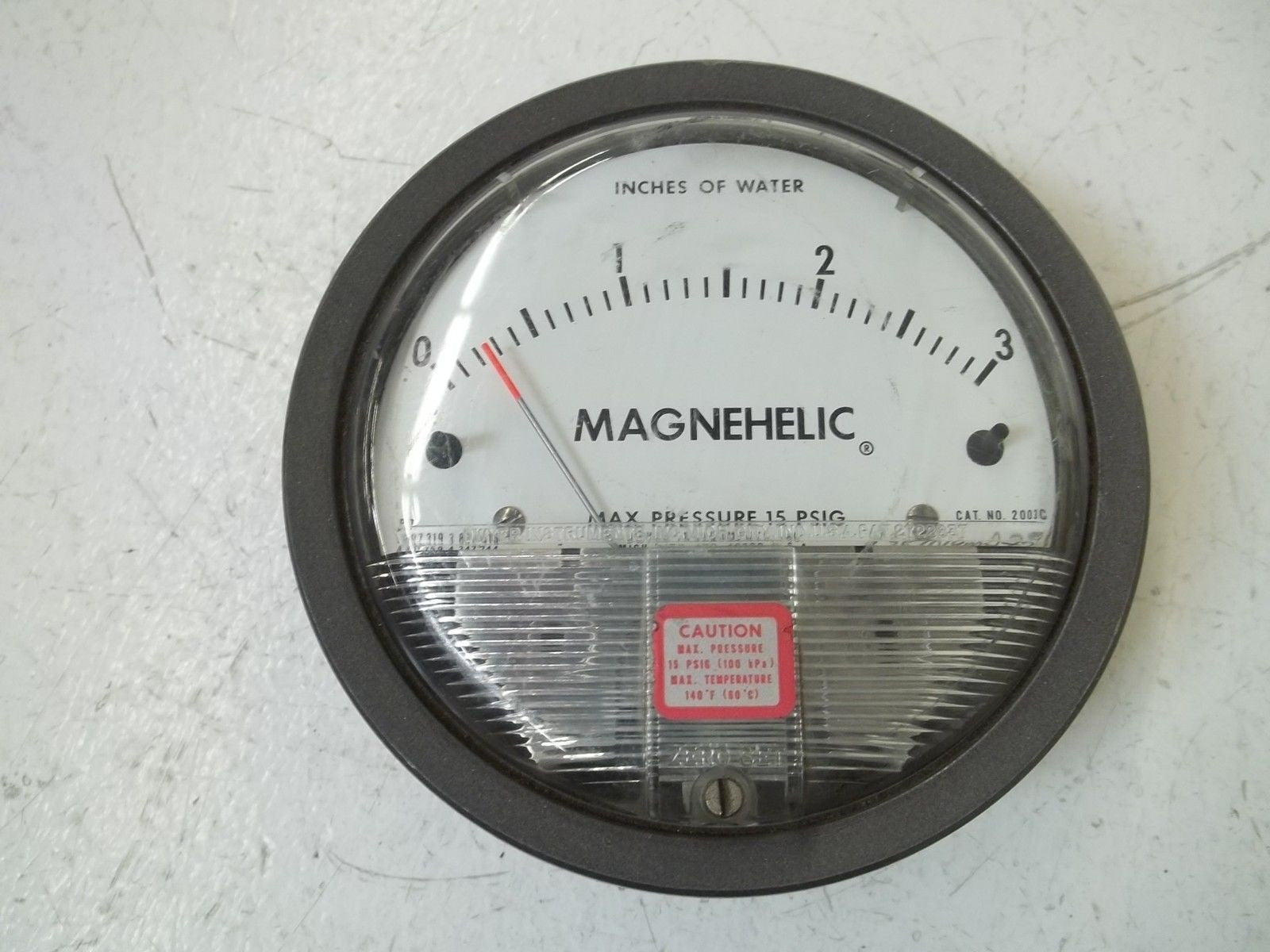 DWYER 2003C MAGNEHELIC PRESSURE GAUGE 0-3"OF H2O *USED*