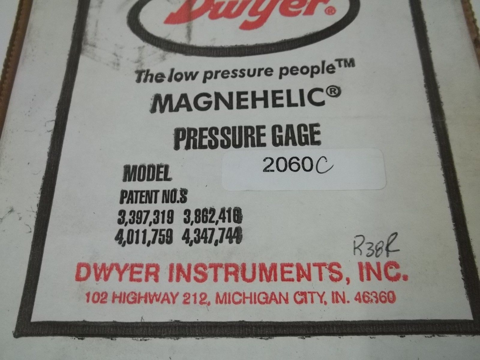 DWYER 2060C MAGNEHELIC PRESSURE GAUGE 0-60" WC *NEW IN BOX*