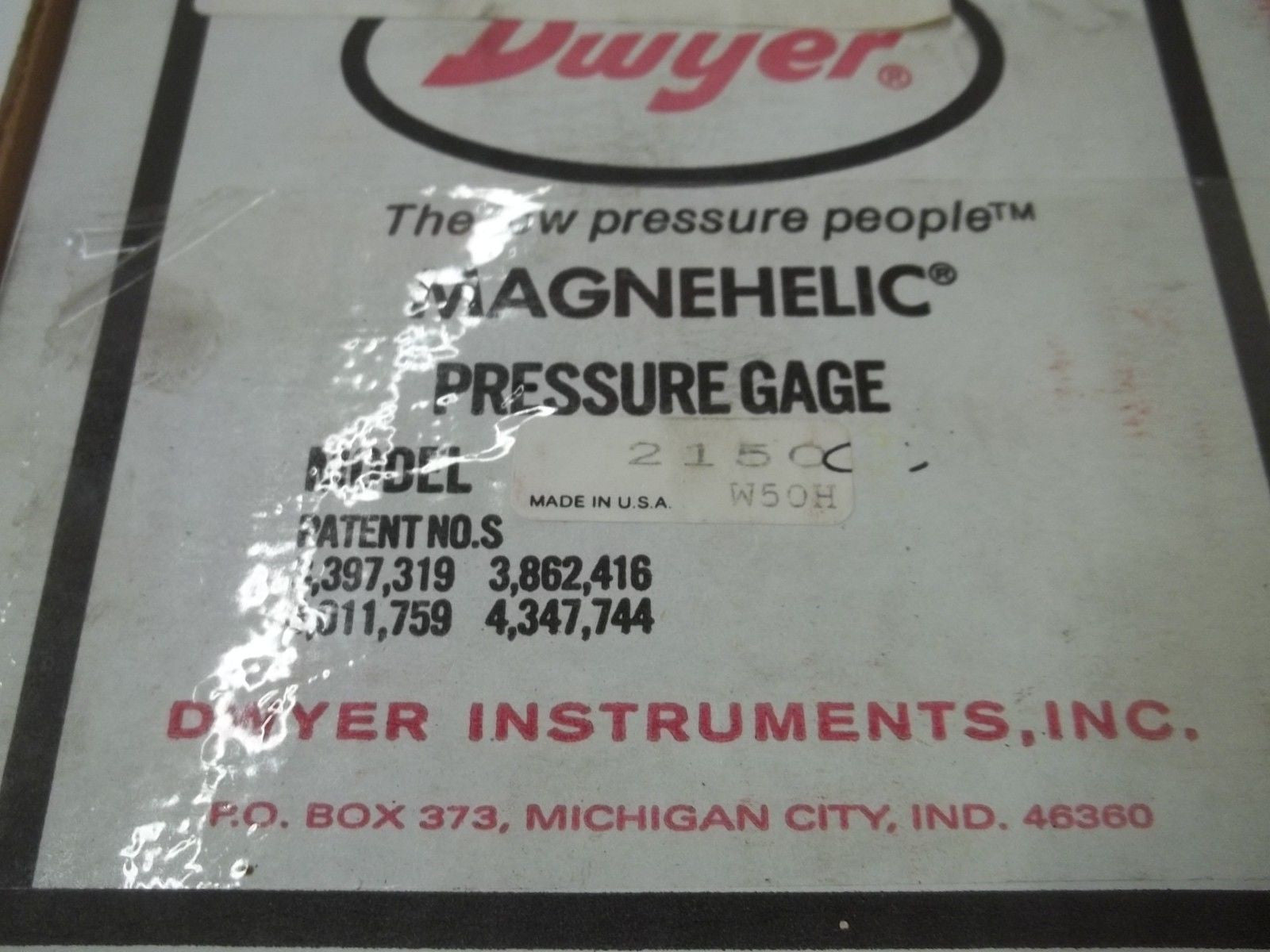 DWYER 2150C PRESSURE GAGE 0-150PSI *NEW IN BOX*
