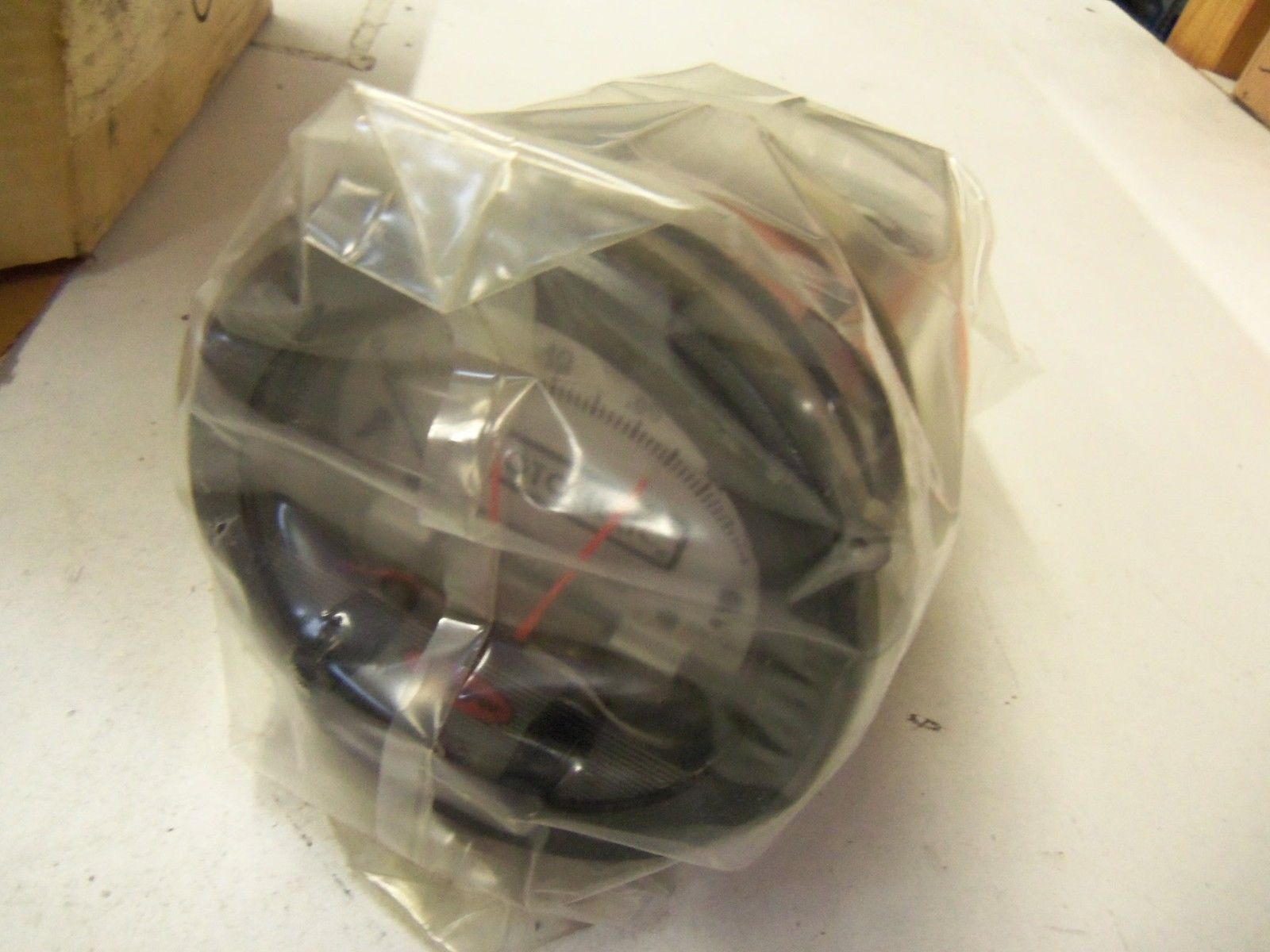 DWYER 3001HP HH *NEW IN BOX*