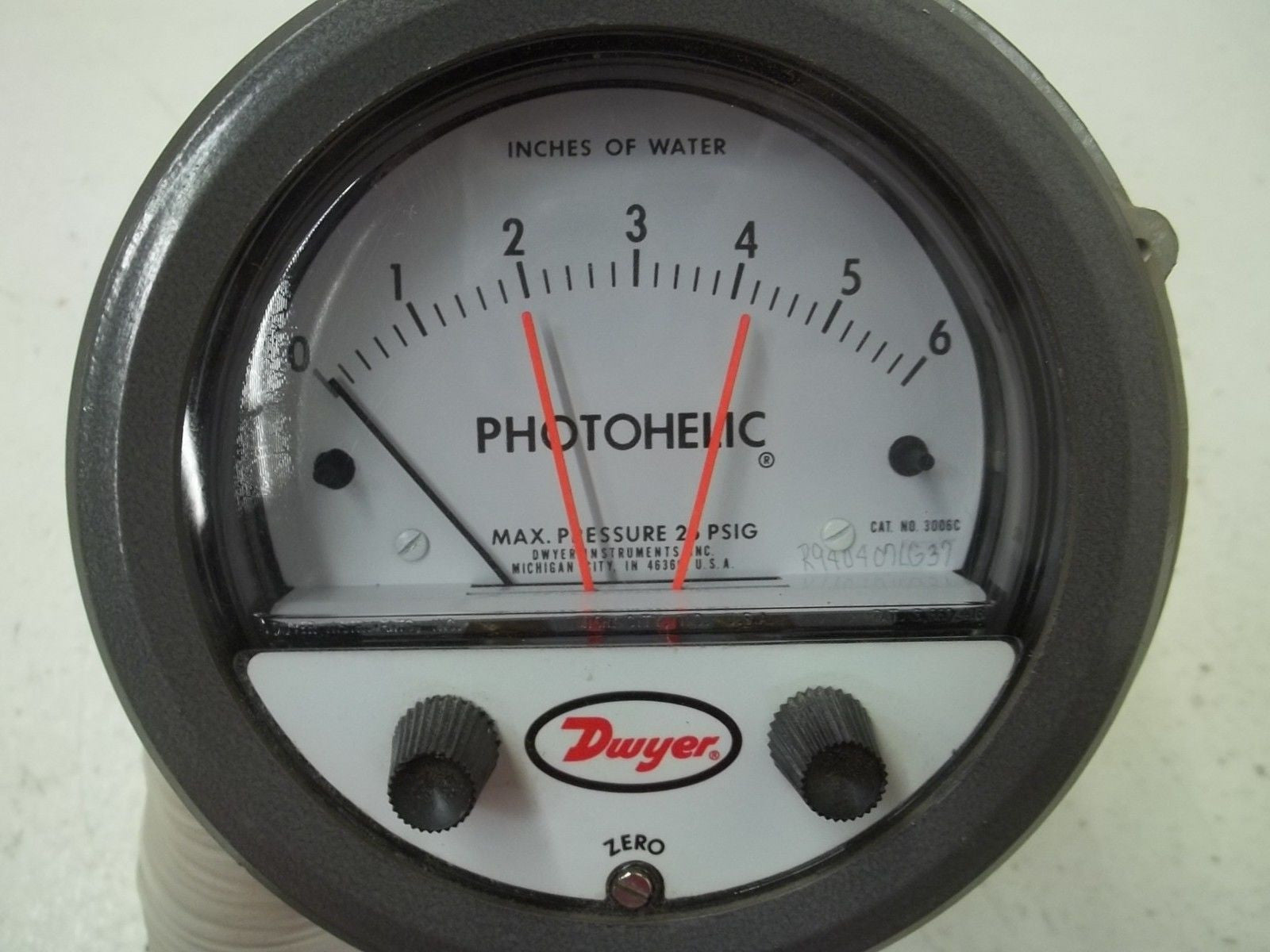 DWYER 3006C PRESSURE SWITCH/GAGE 0-6 *NEW IN BOX*
