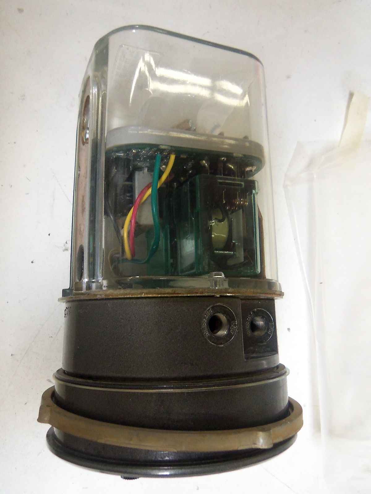 DWYER SERIES 3000 PHOTOHELIC 3215C PRESSURE SWITCH/GAUGE *NEW IN BOX*