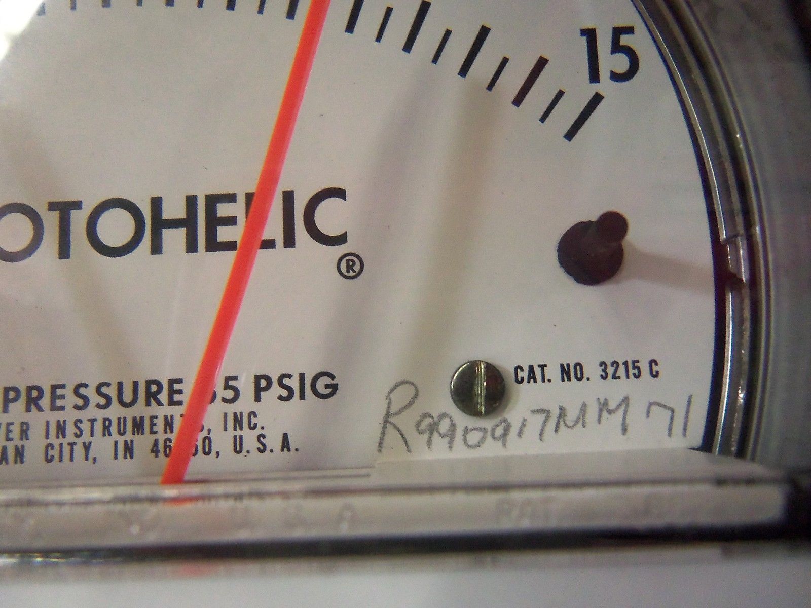 DWYER SERIES 3000 PHOTOHELIC 3215C PRESSURE SWITCH/GAUGE *NEW IN BOX*