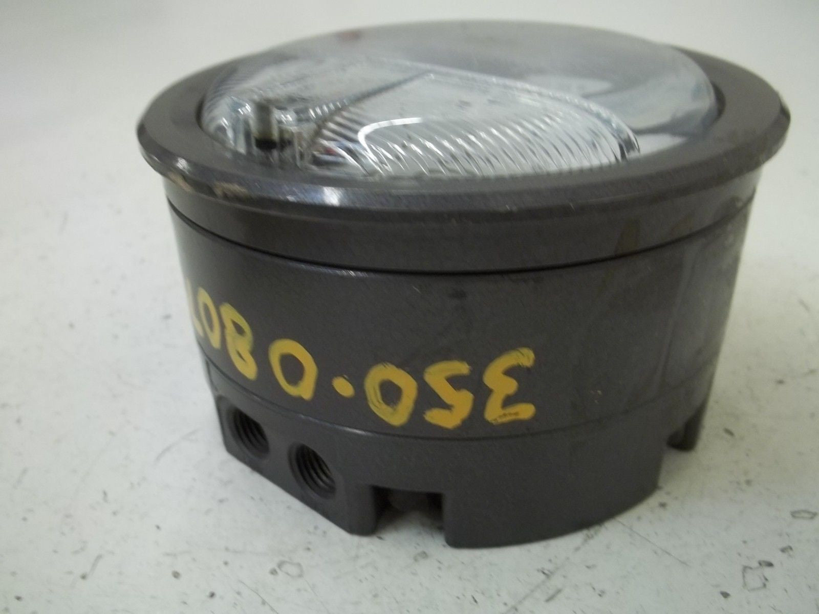 DWYER 4020 PRESSURE GAUGE 0-20 *USED*