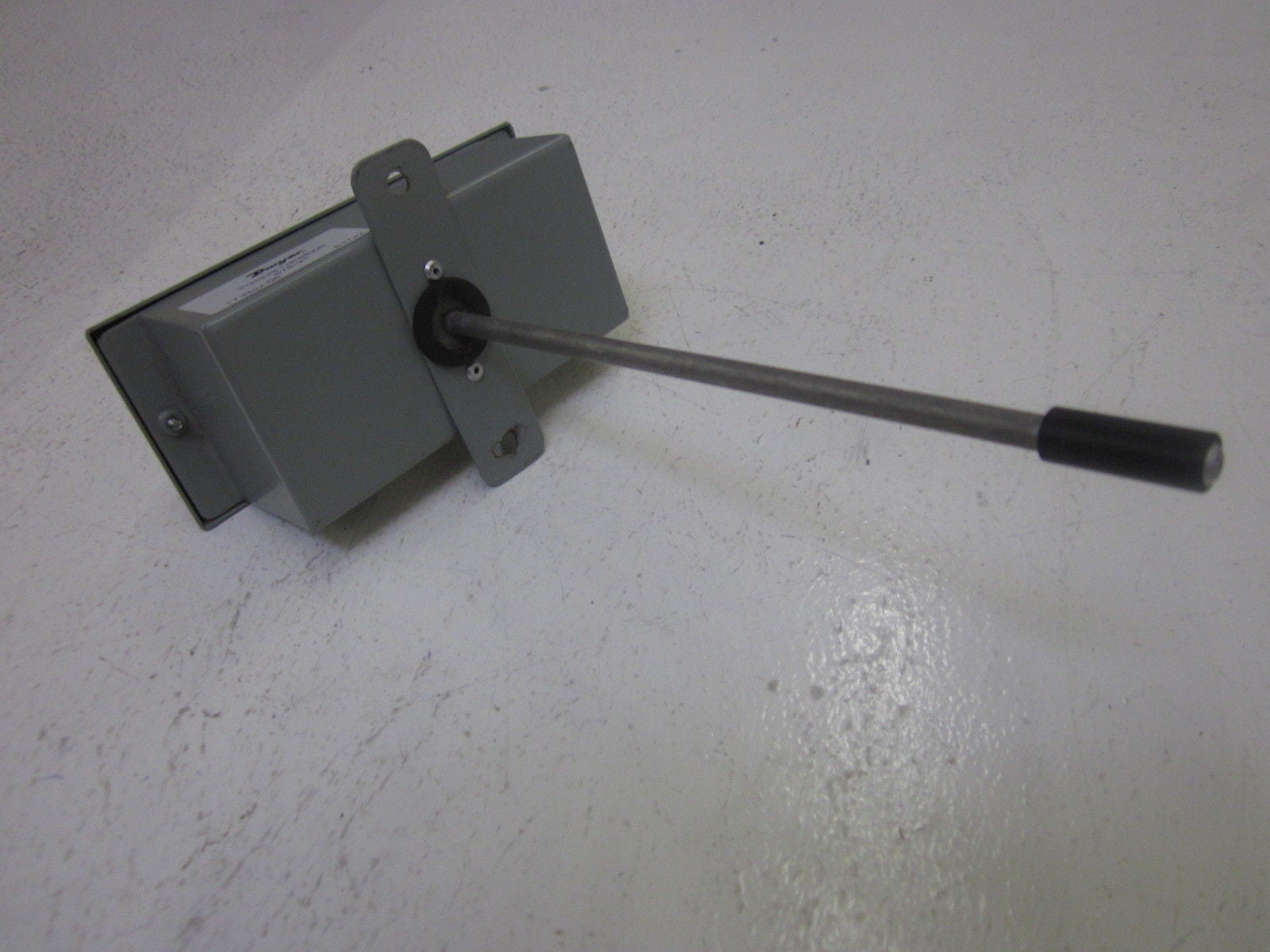 DWYER 676-21 PRESSURE TRANSDUCER *USED*
