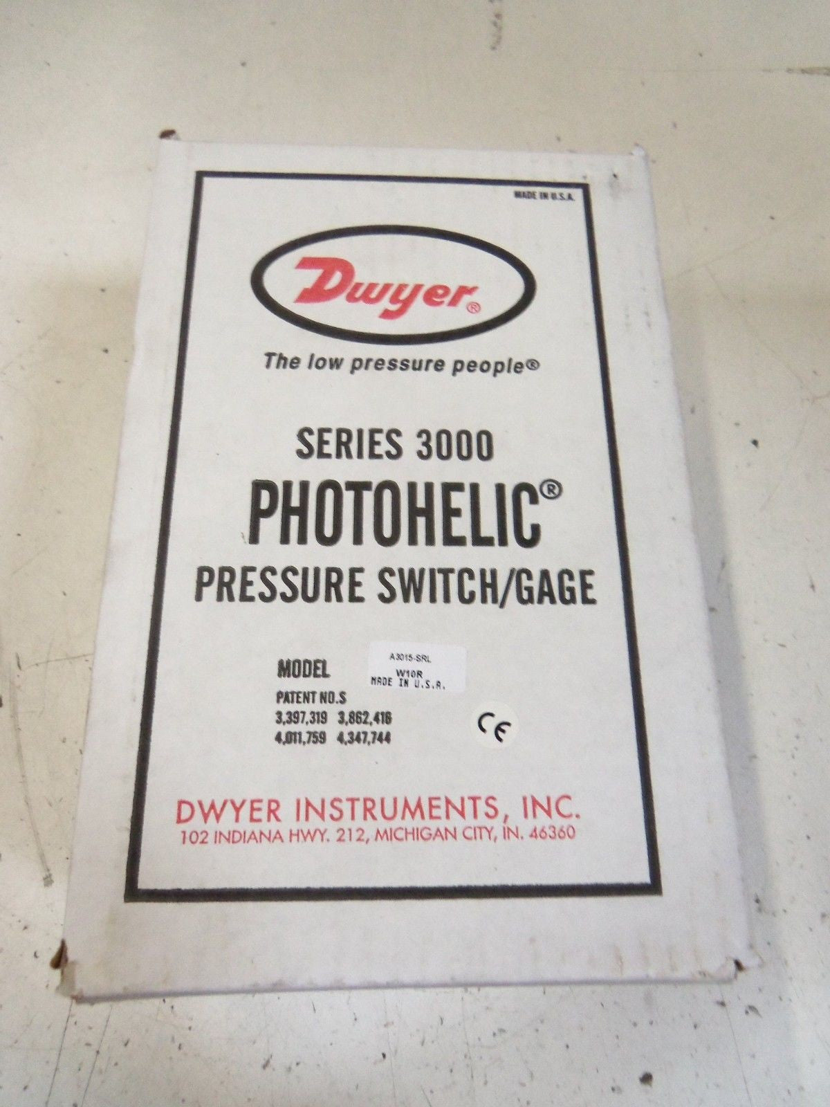 DWYER A3015-SRL *FACTORY SEALED*