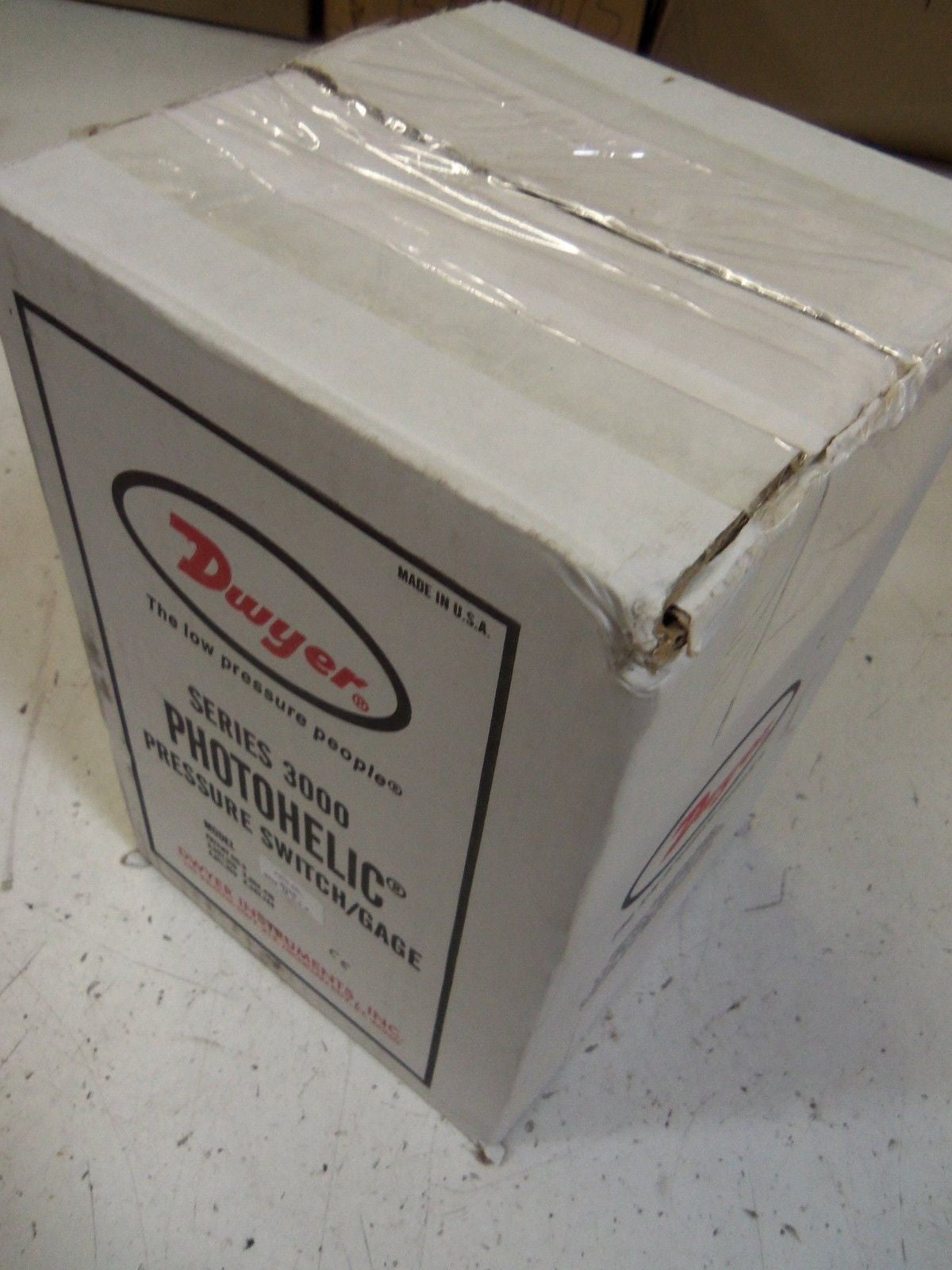 DWYER A3015-SRL *NEW IN BOX*