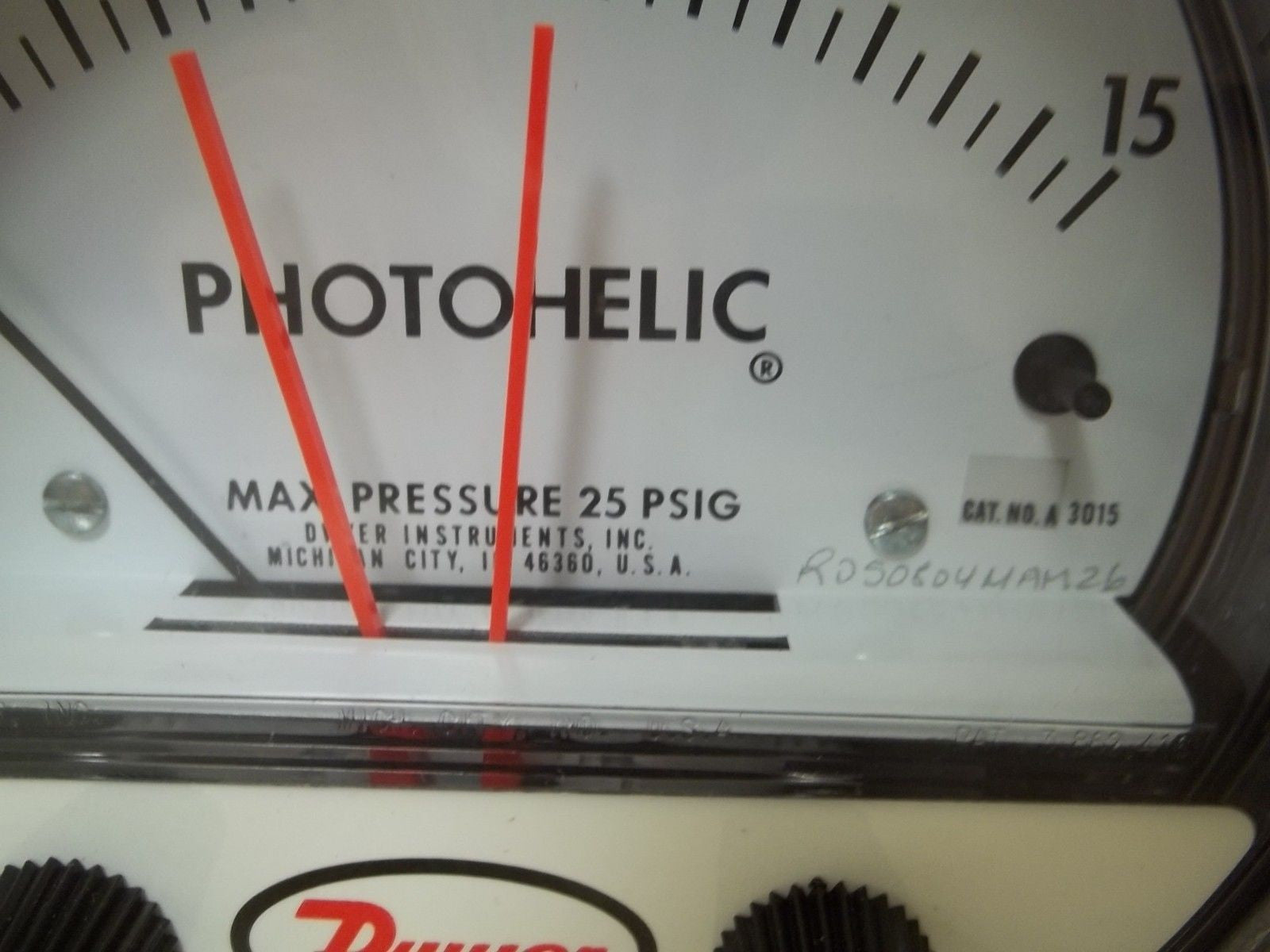 DWYER A3015 PRESSURE SWITCH/GAUGE *NEW IN BOX*