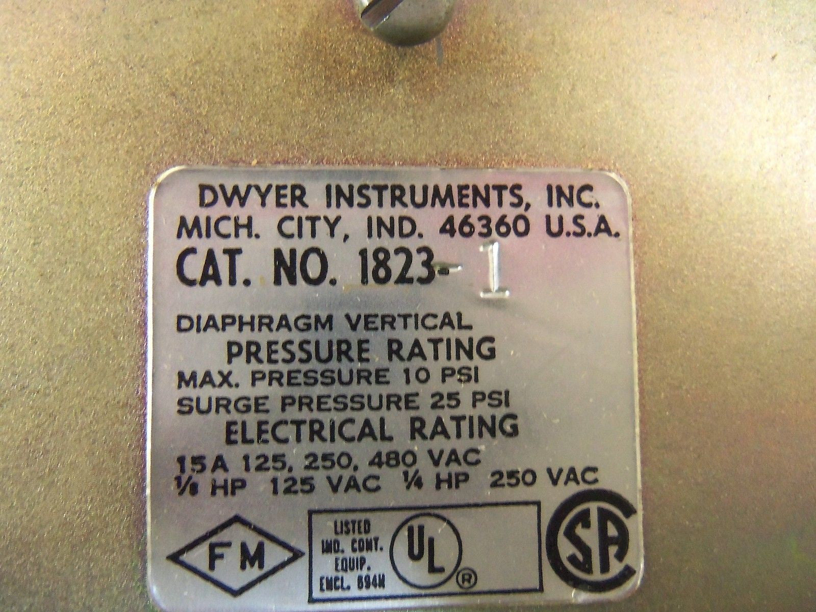 DWYER I823-1 *NEW IN BOX*