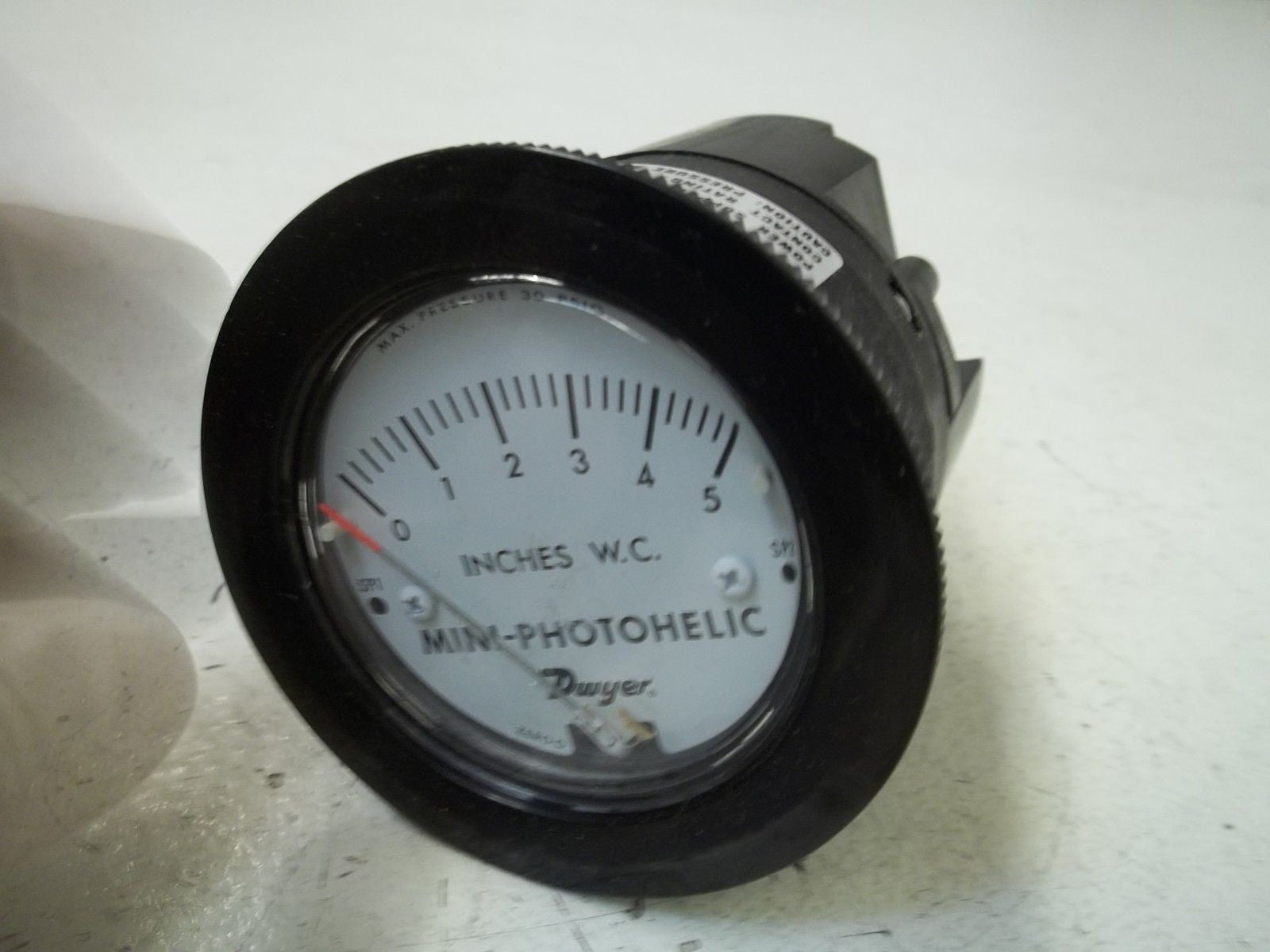 DWYER MP-005 MINI-PHOTOHELIC *NEW IN BOX*
