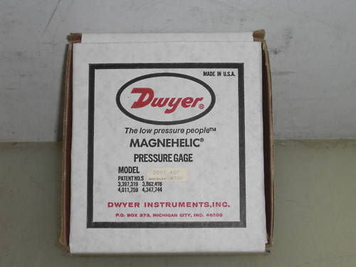 DWYER PRESSURE GAGE 2002CASF *NEW IN BOX*
