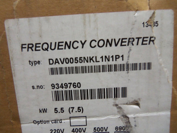 DYNAC DAV0055NKL1N1P1 FREQUENCY CONVERTER *NEW IN BOX*