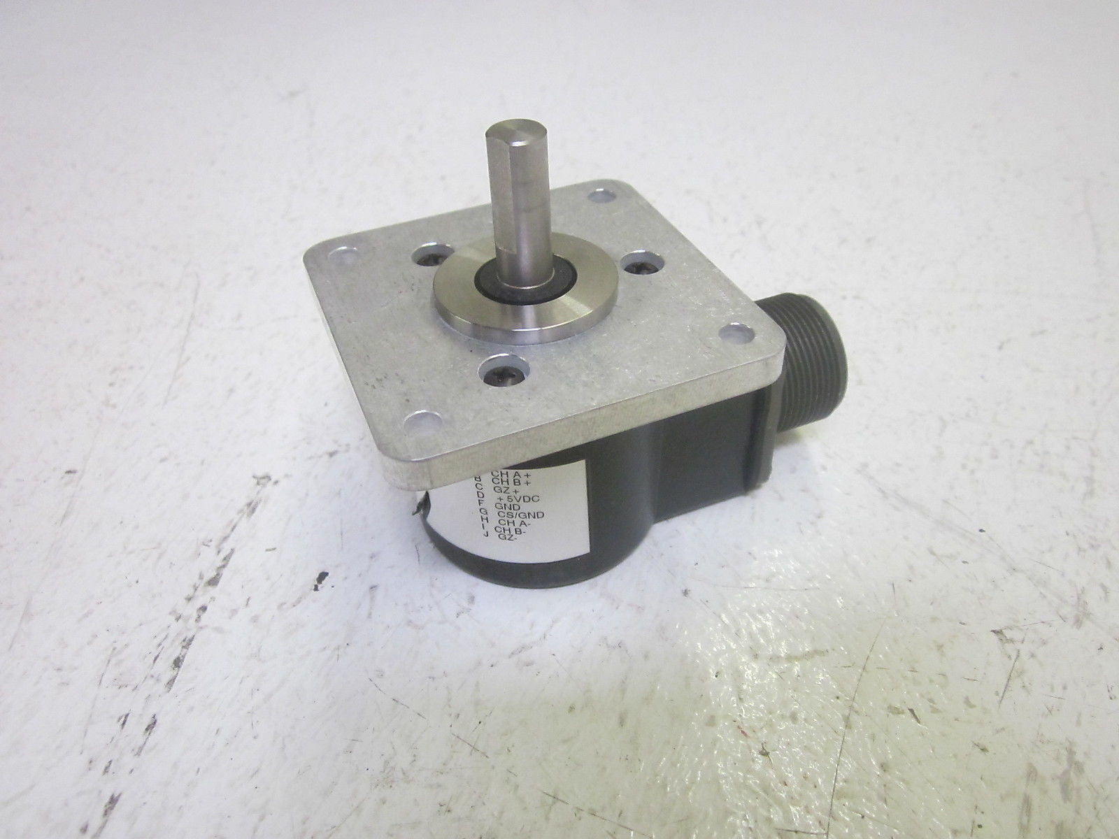 DYNAMICS RESEARCH COPR. H25F011B16-1000 ENCODER *USED*