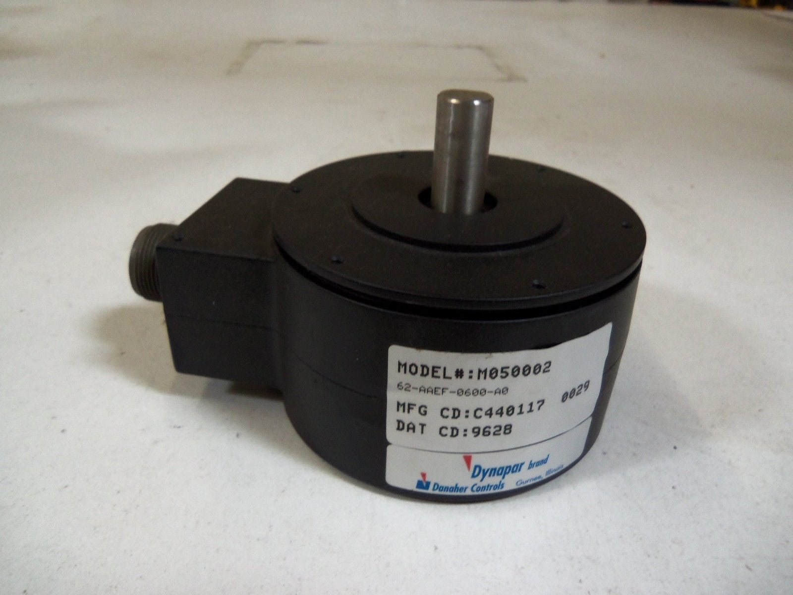 DYNAPAR M050002 ENCODER  62-AAEF-0600-A0 *NEW IN BOX*