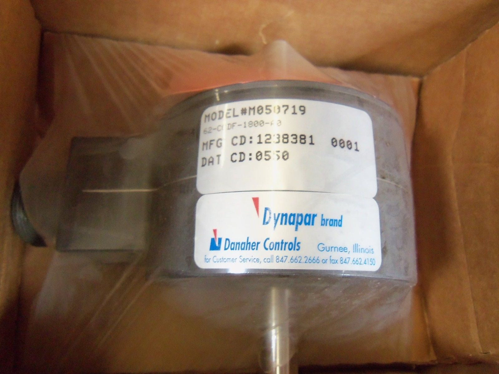 DYNAPAR M050719 62-CCDF-1800-A0 ENCODER *NEW IN BOX*