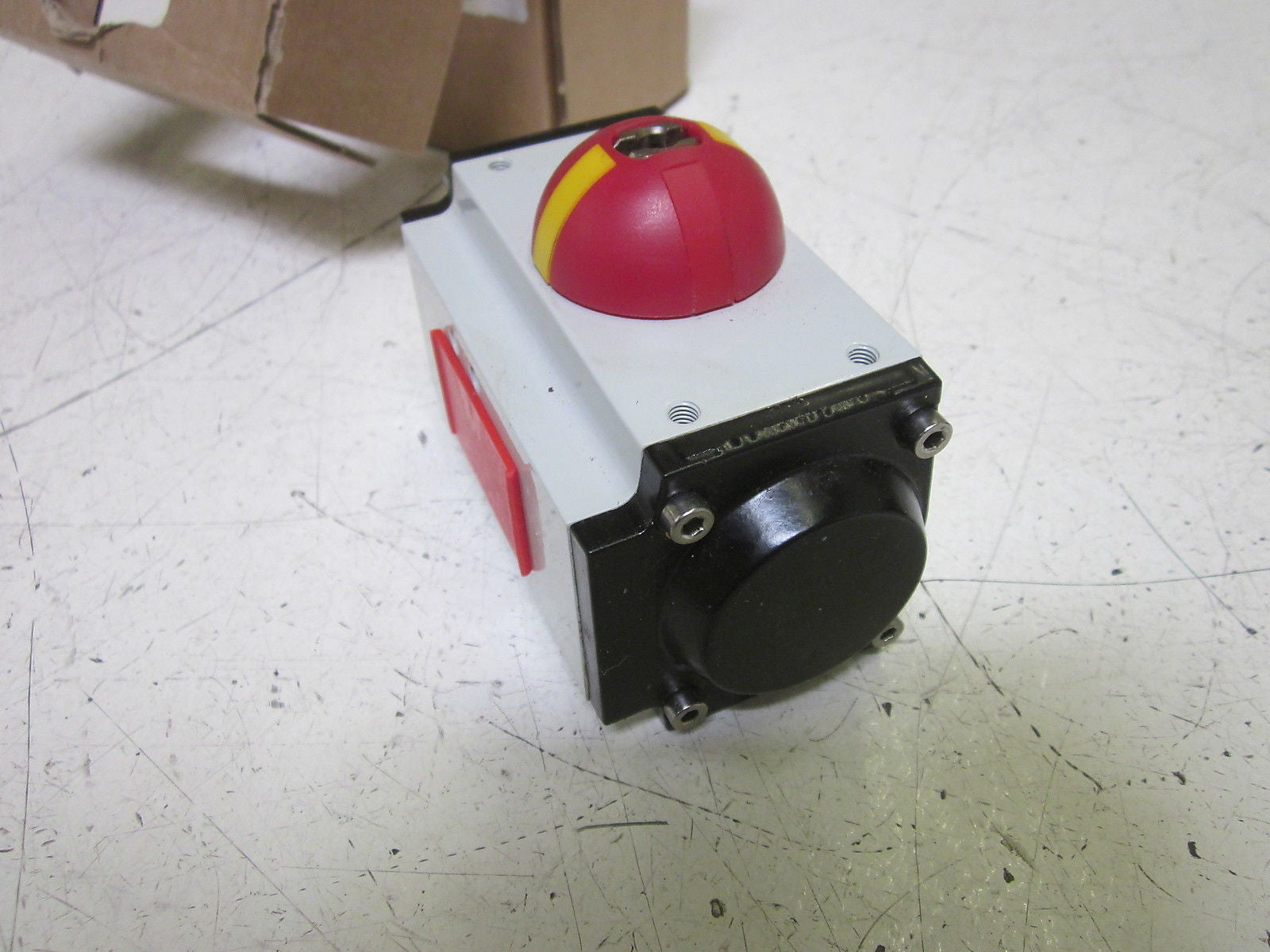 DYNAQUIP CONTROLS AP10SR2 PNEUMATIC ACTUATOR *NEW IN BOX*