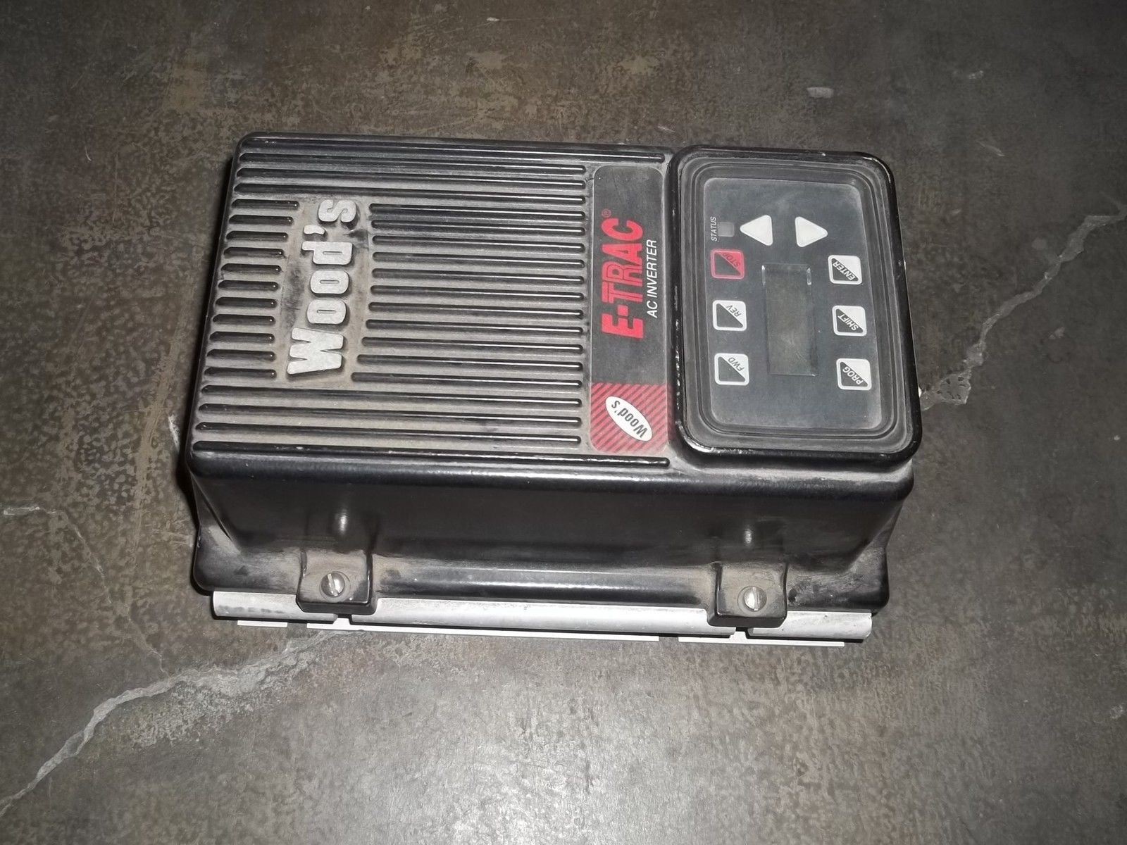 E-TRAC WOOD'S AC INVERTER XFC4002-0C *USED*