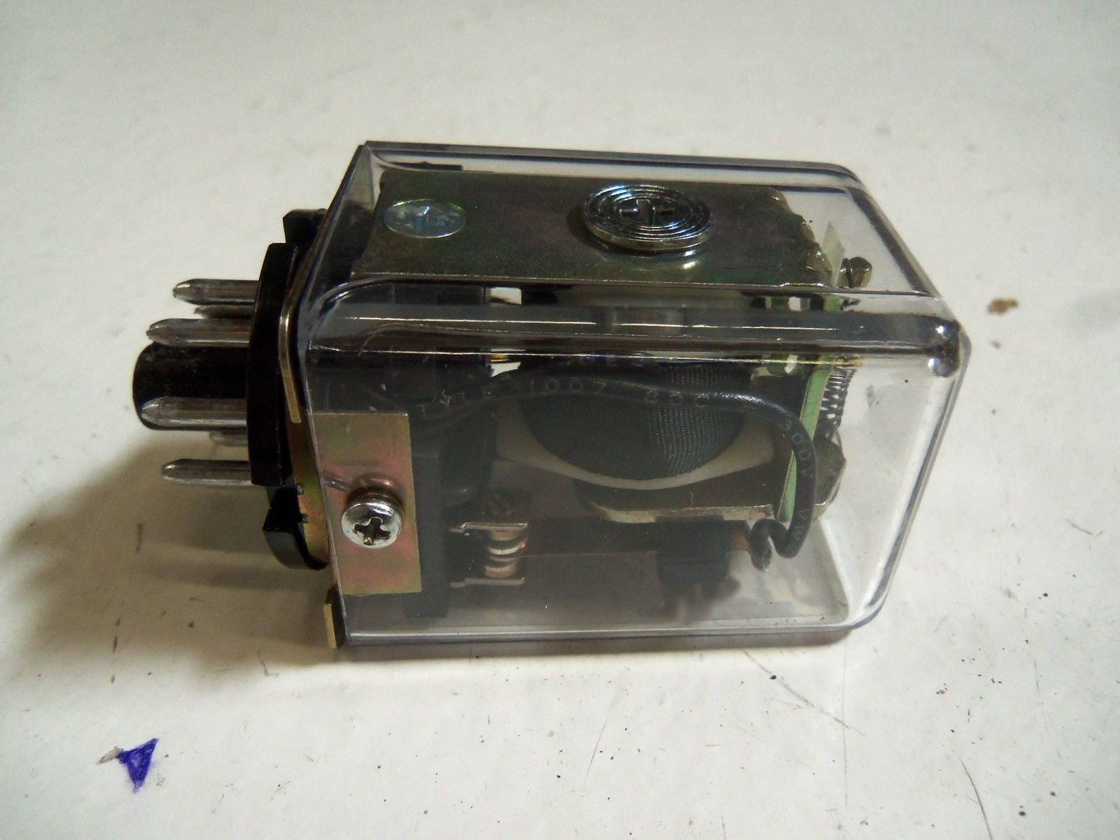 EAGLE SIGNAL 22Q2CA240 RELAY *NEW IN BOX*