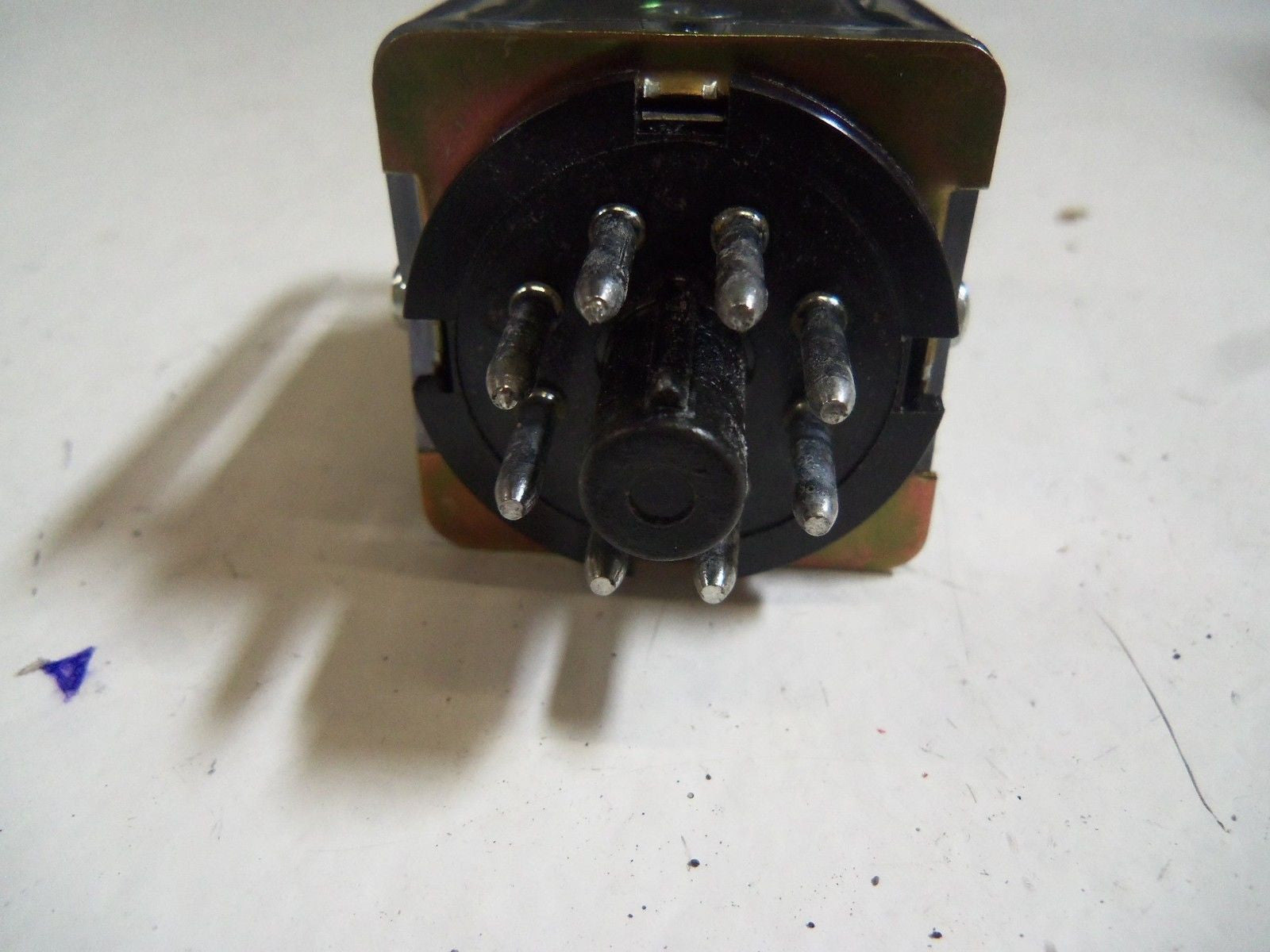 EAGLE SIGNAL 22Q2CA240 RELAY *NEW IN BOX*