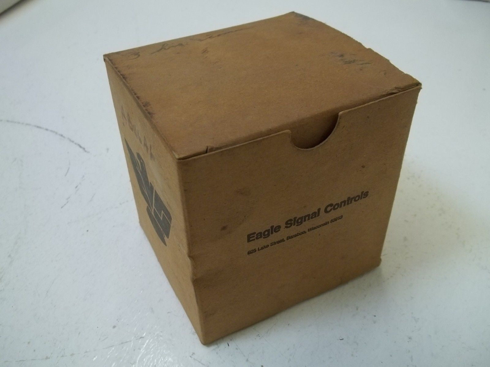 EAGLE SIGNAL CONTROLS AB46A6 *NEW IN BOX*