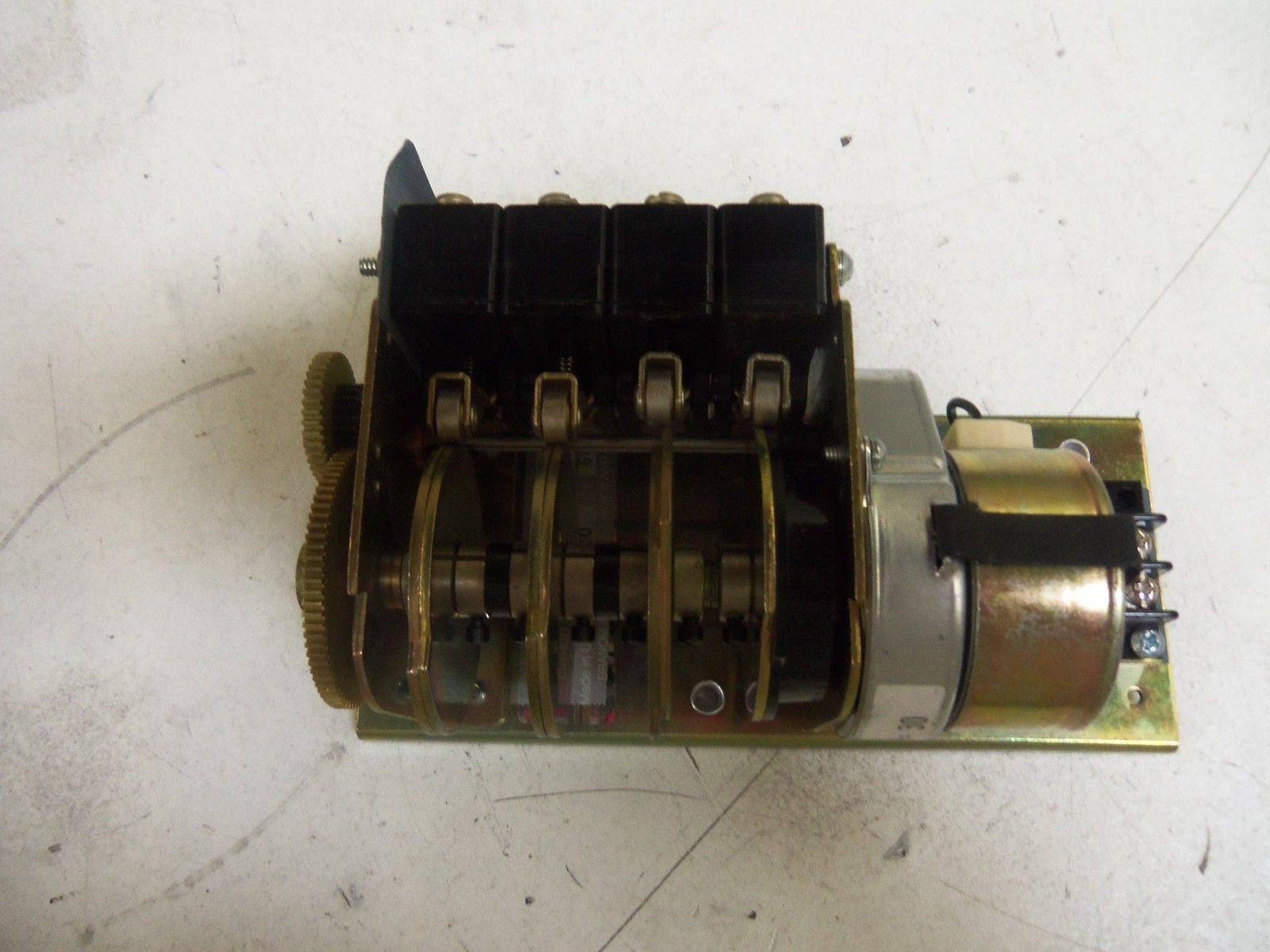 EAGLE SIGNAL MP4A603 CYCLE CAM TIMER *NEW NO BOX*
