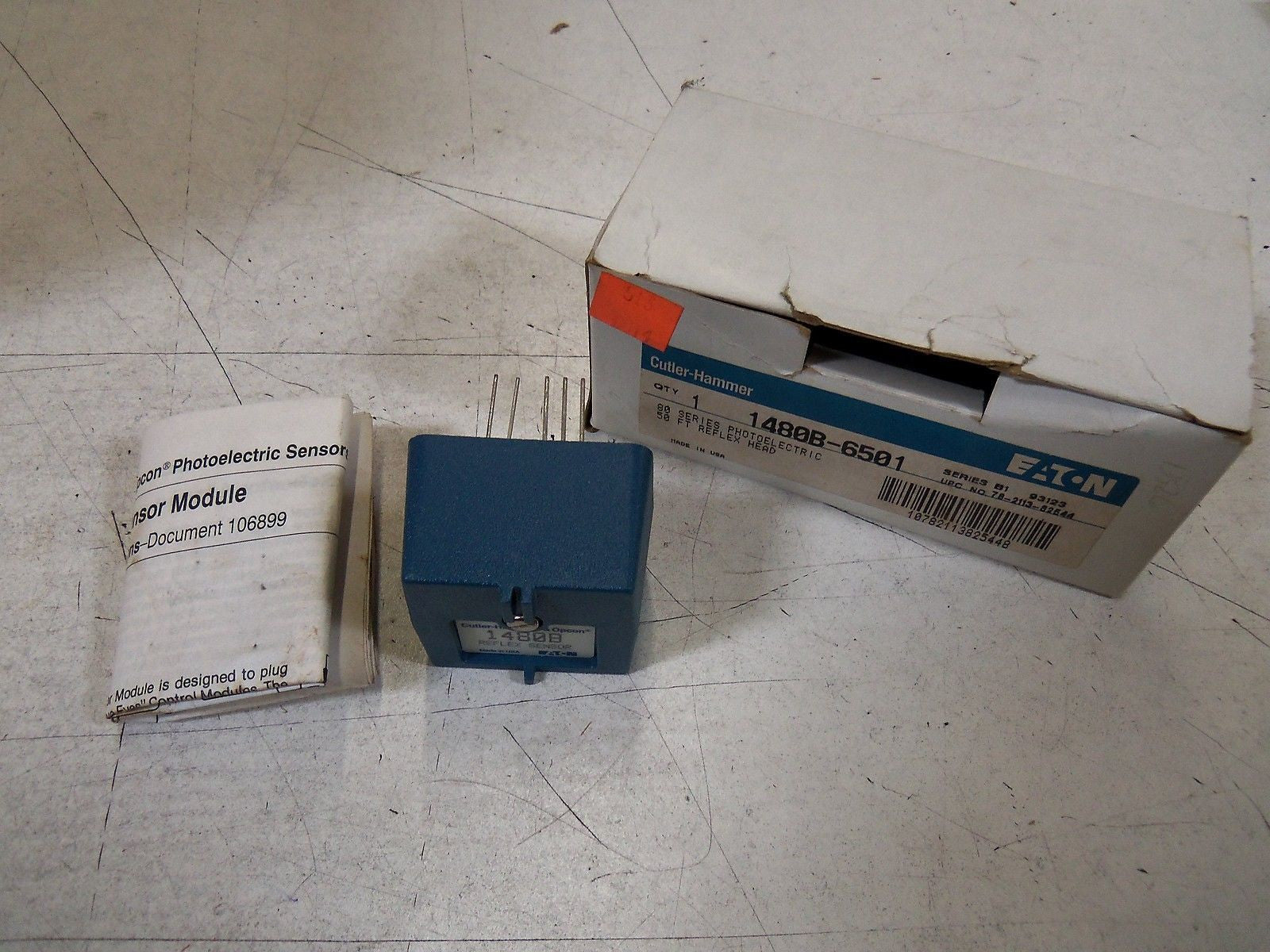 CUTLER HAMMER EATON 1480B-6501 50FT PHOTOELECTRIC REFLEX HEAD *NEW IN BOX*
