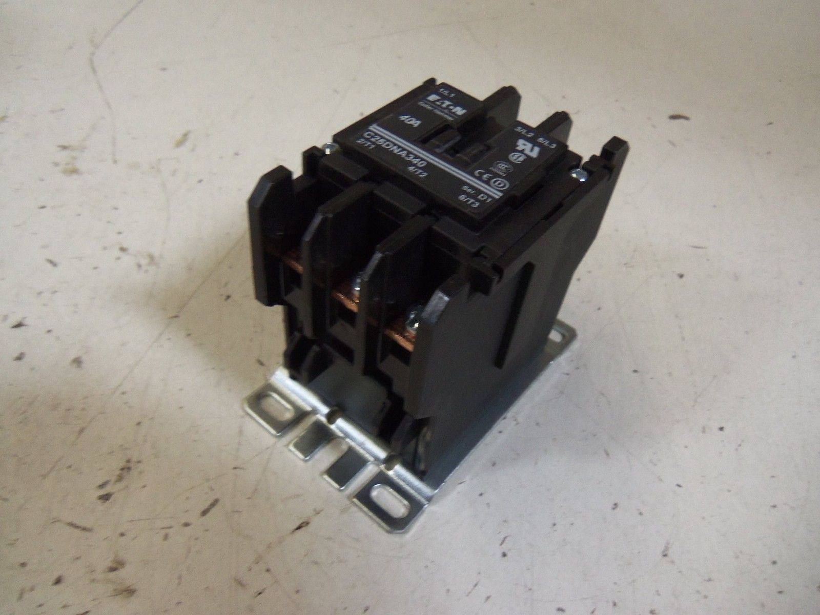 EATON C25DNA340 SERIES D1 *NEW NO BOX*