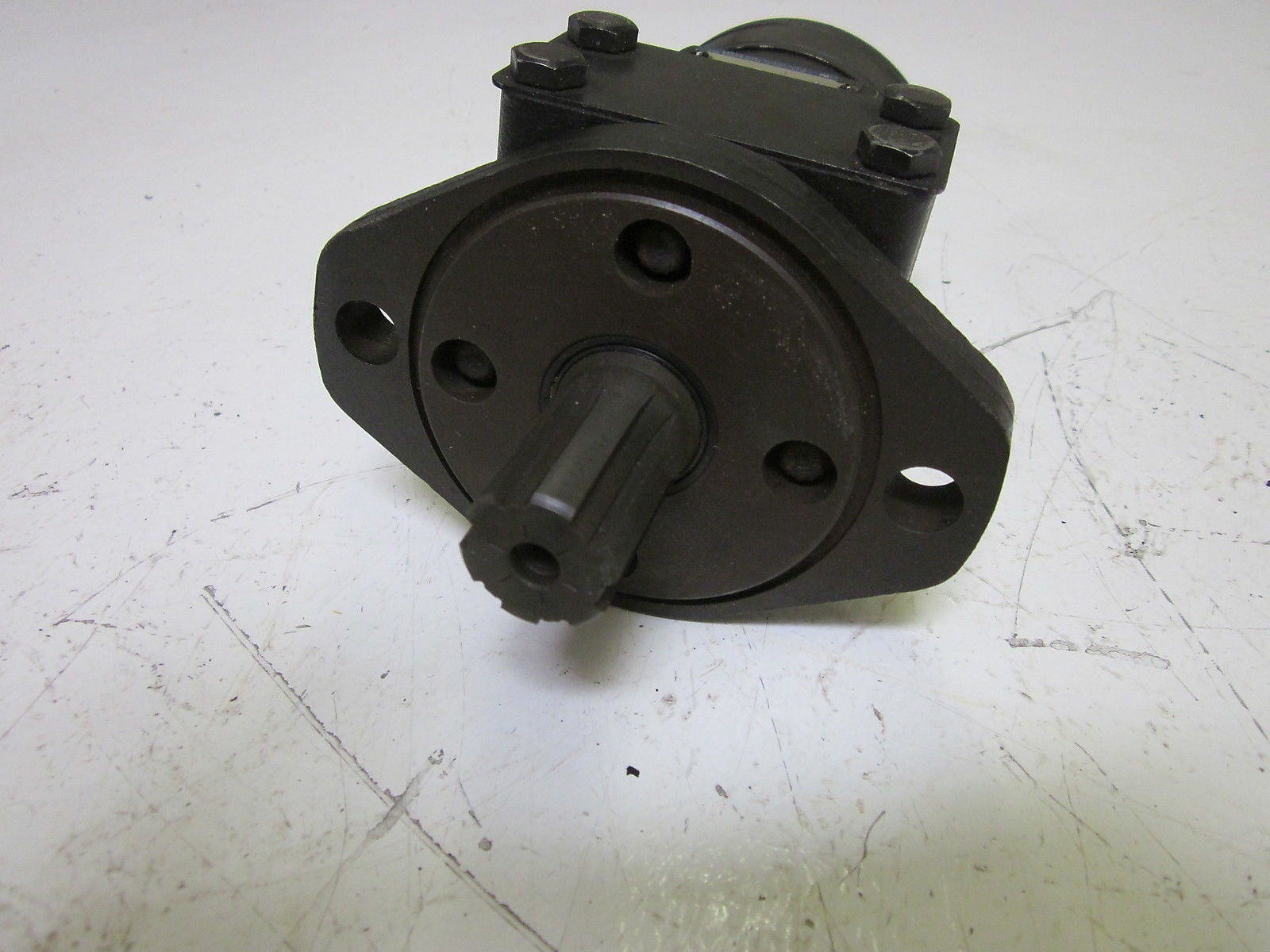 EATON CHAR LYNN 101-1732-009 MOTOR *USED*