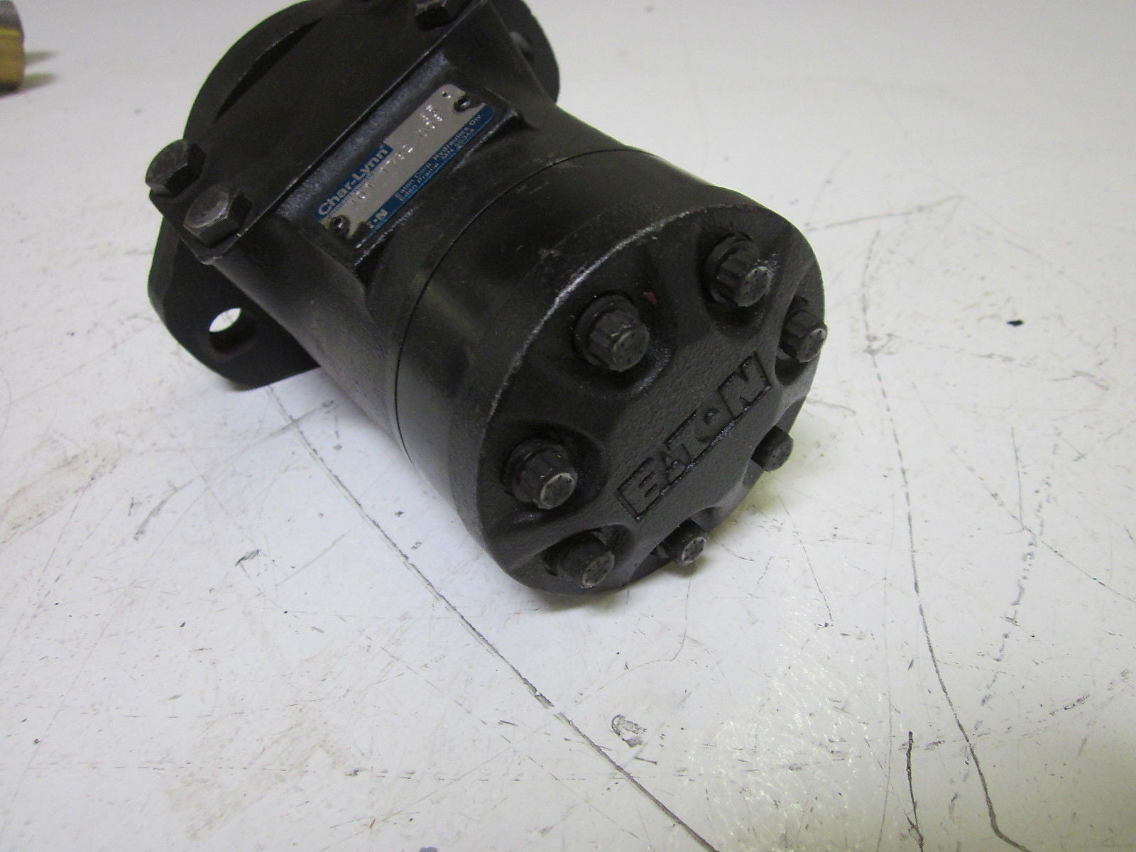 EATON CHAR LYNN 101-1732-009 MOTOR *USED*