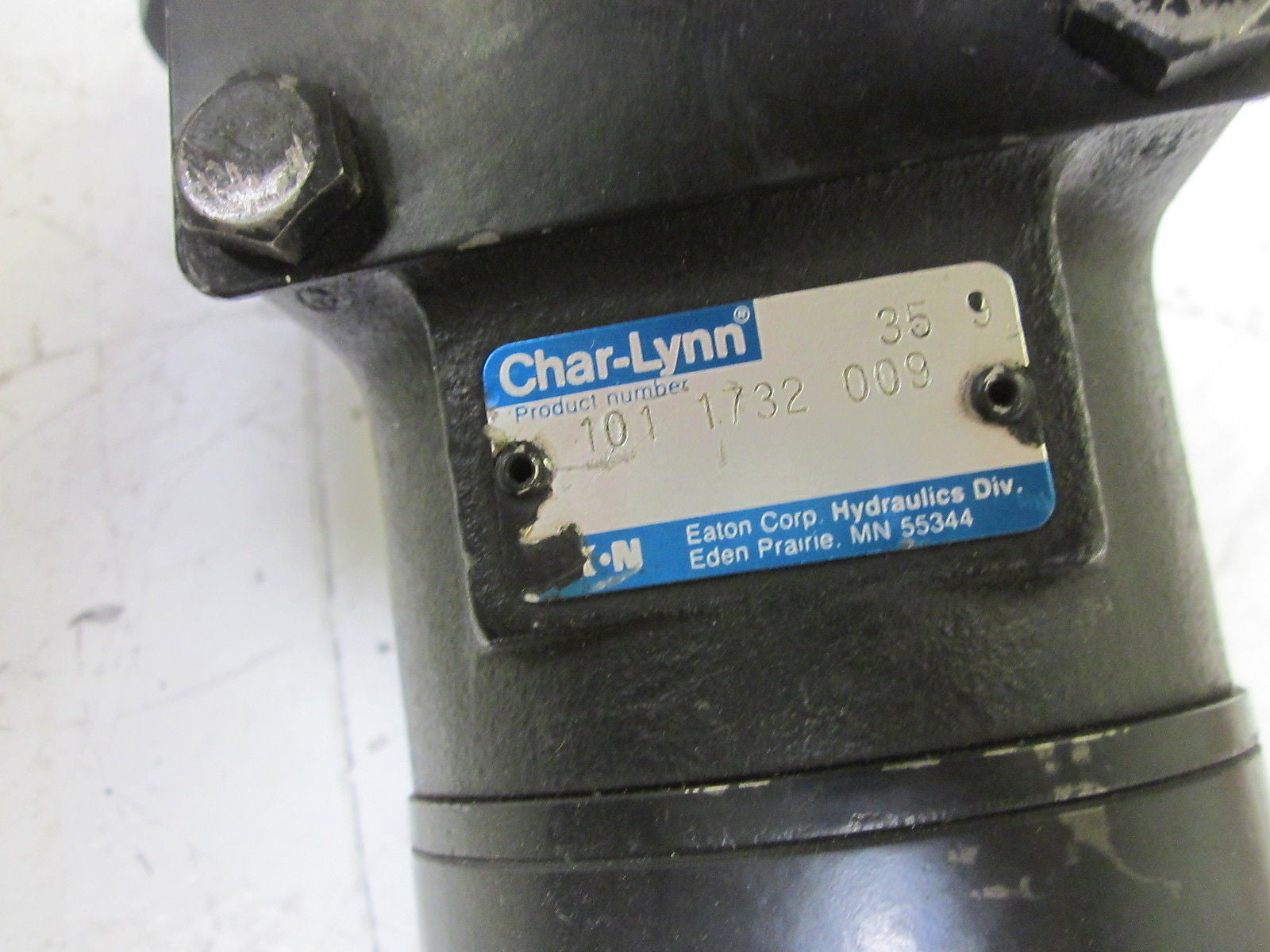 EATON CHAR LYNN 101-1732-009 MOTOR *USED*